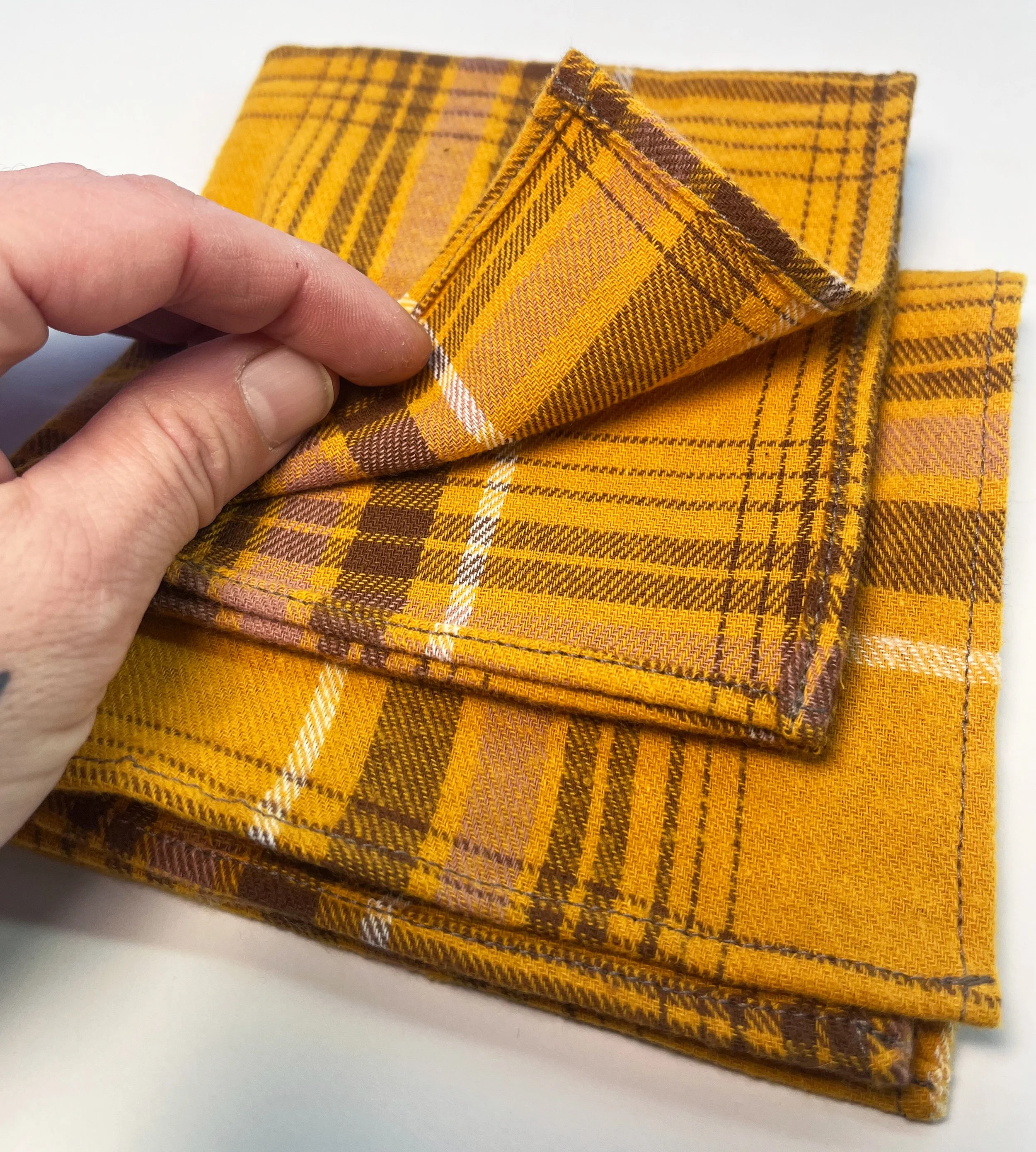 CipollaHanky_MINIS_CottonPlaid_Yellow_hand.jpg