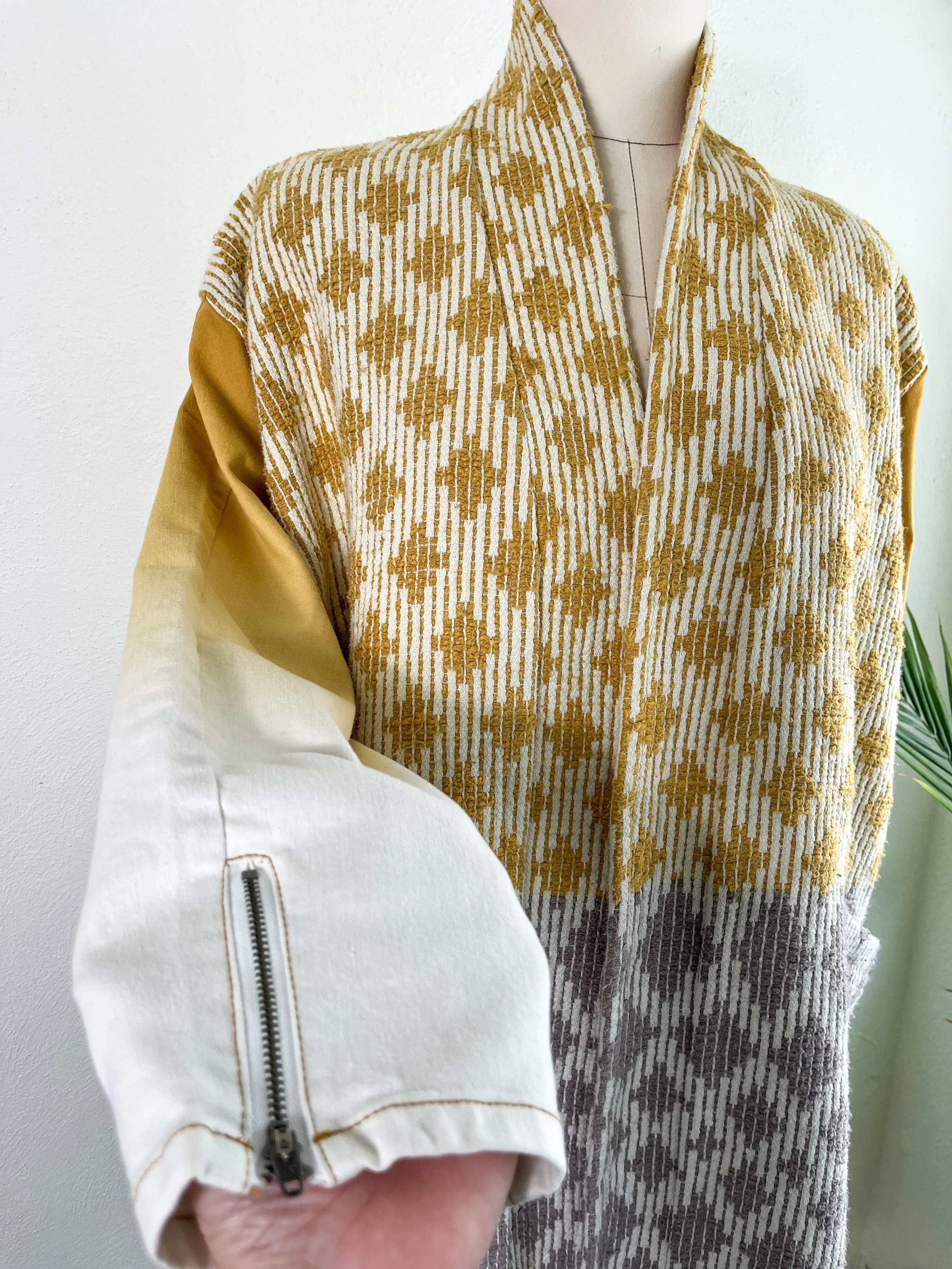 CipollaJacket_DiamondWeave_Sleeve.jpg