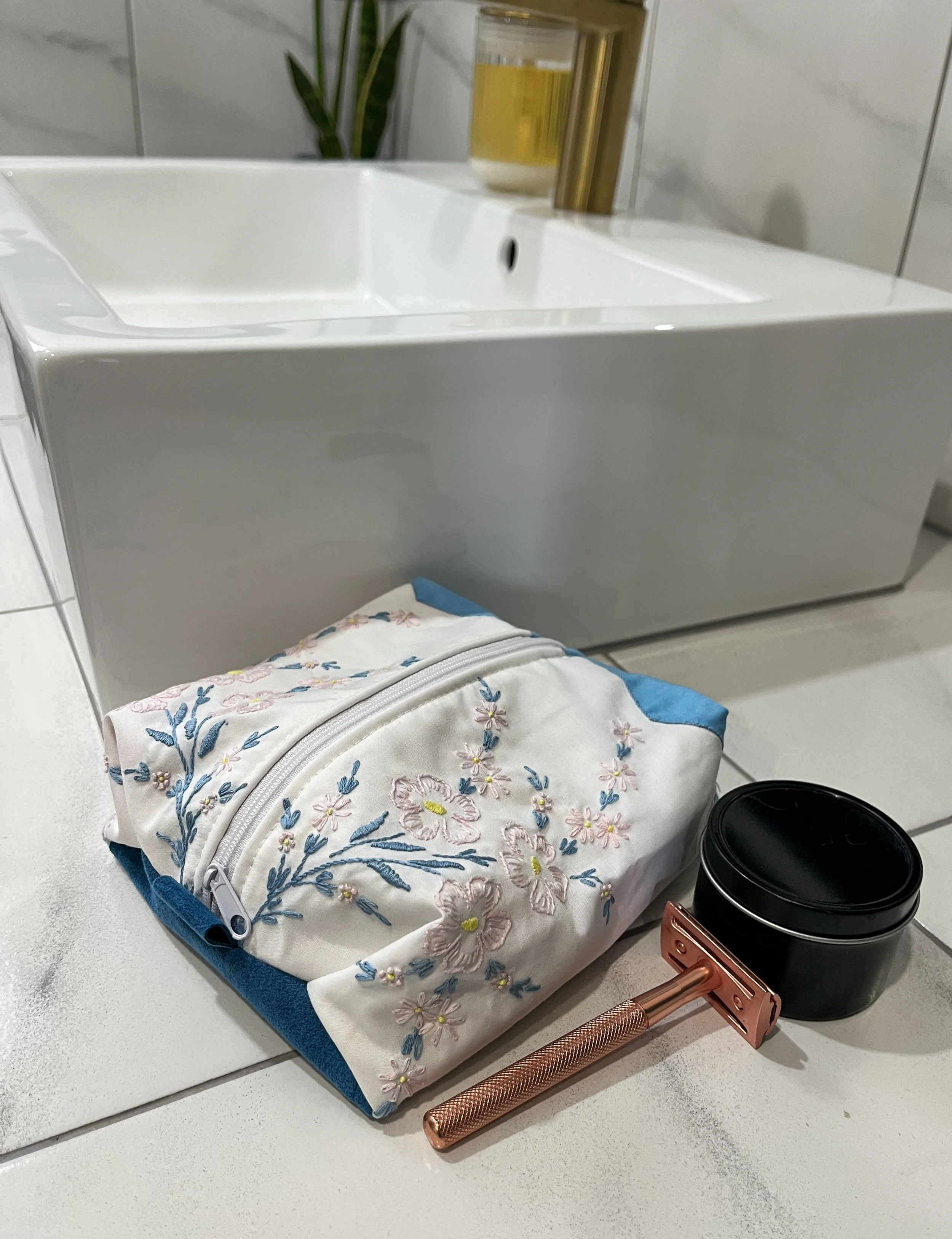 Sweet Embroidery Chubby Pouch - Vintage Floral & Blue Suede