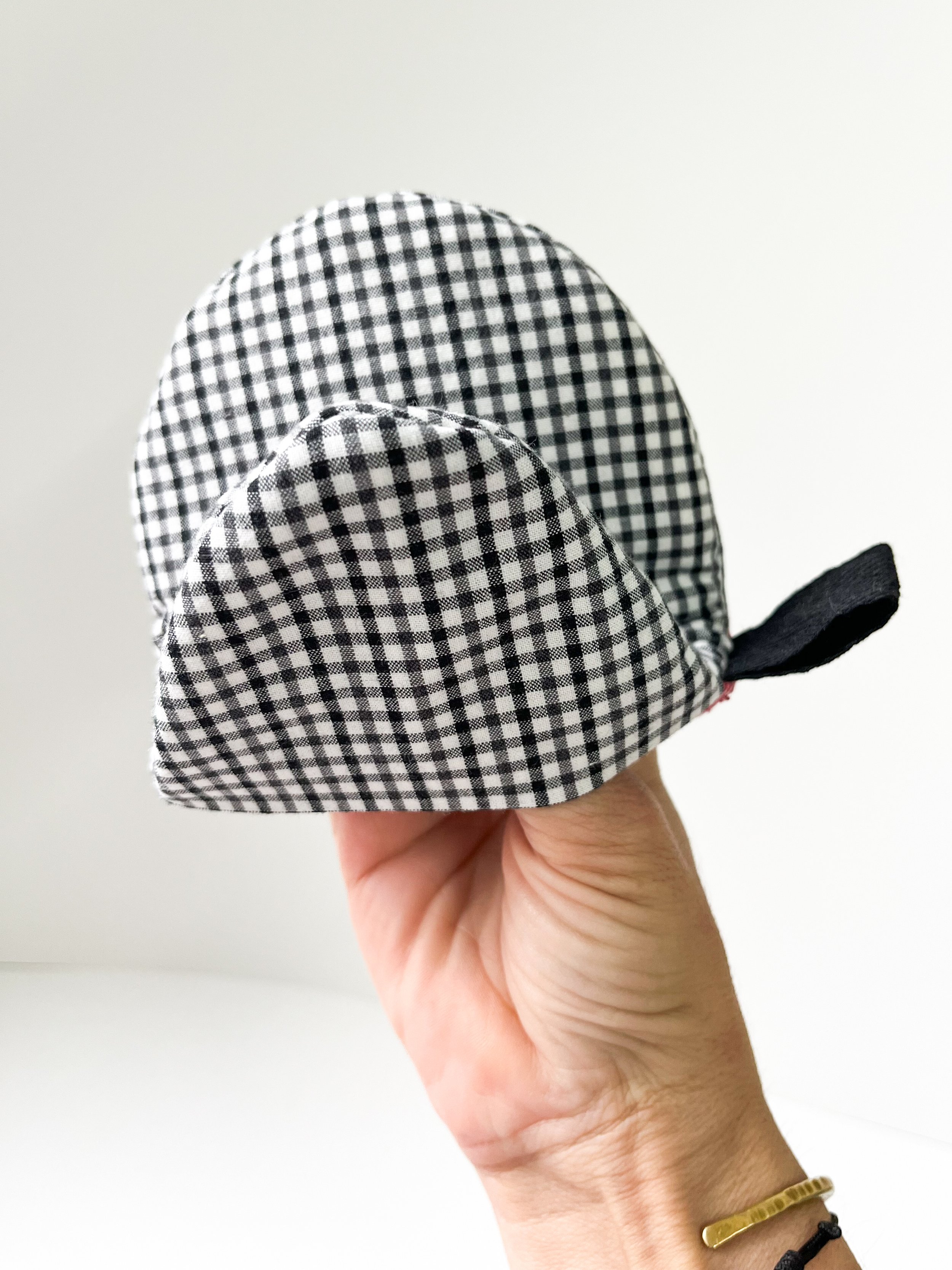 MiniMitts_ClassicGingham_CipollaShop_2.jpg