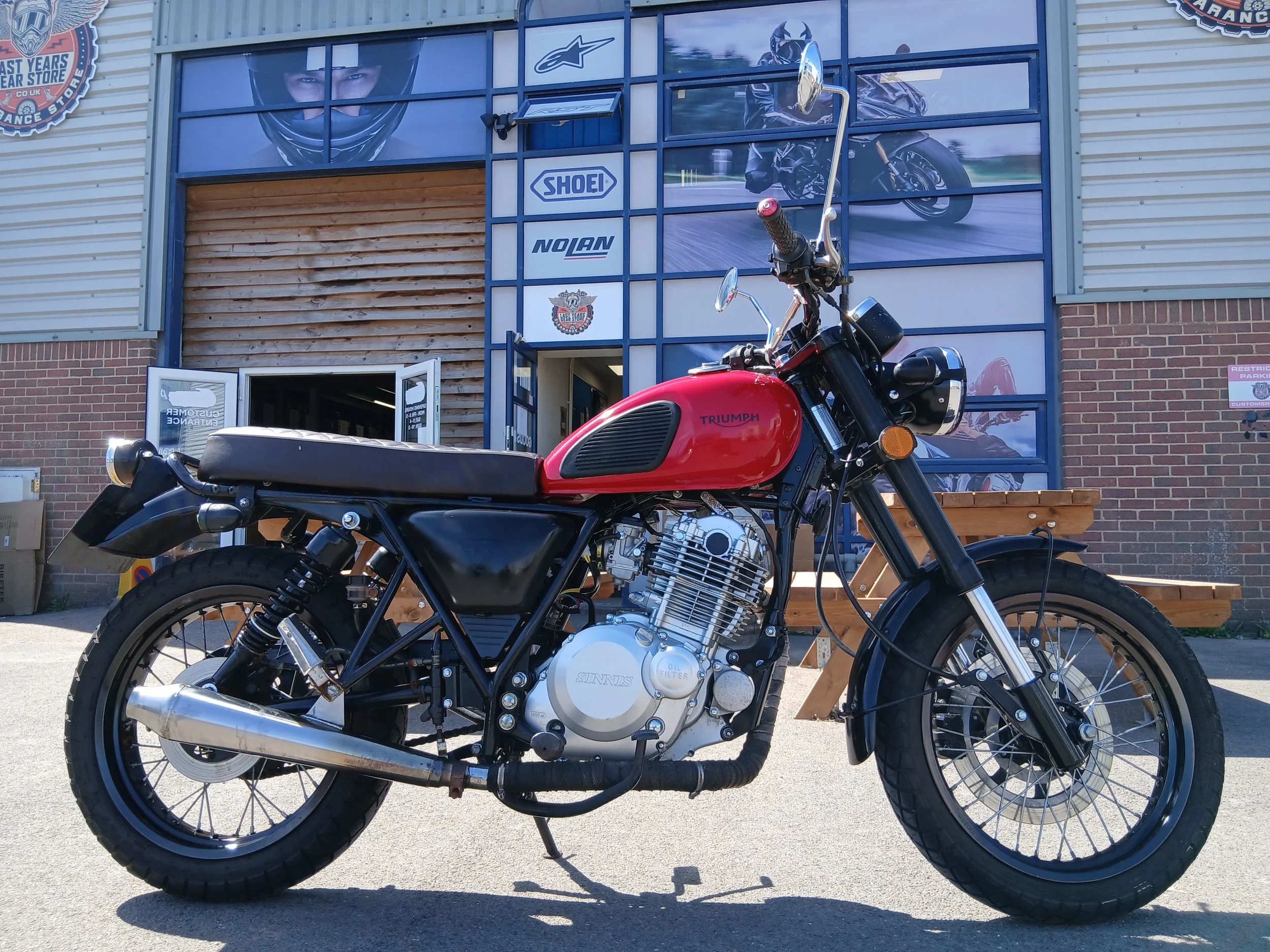 SINNIS RETROSTAR QM250-2X 2015