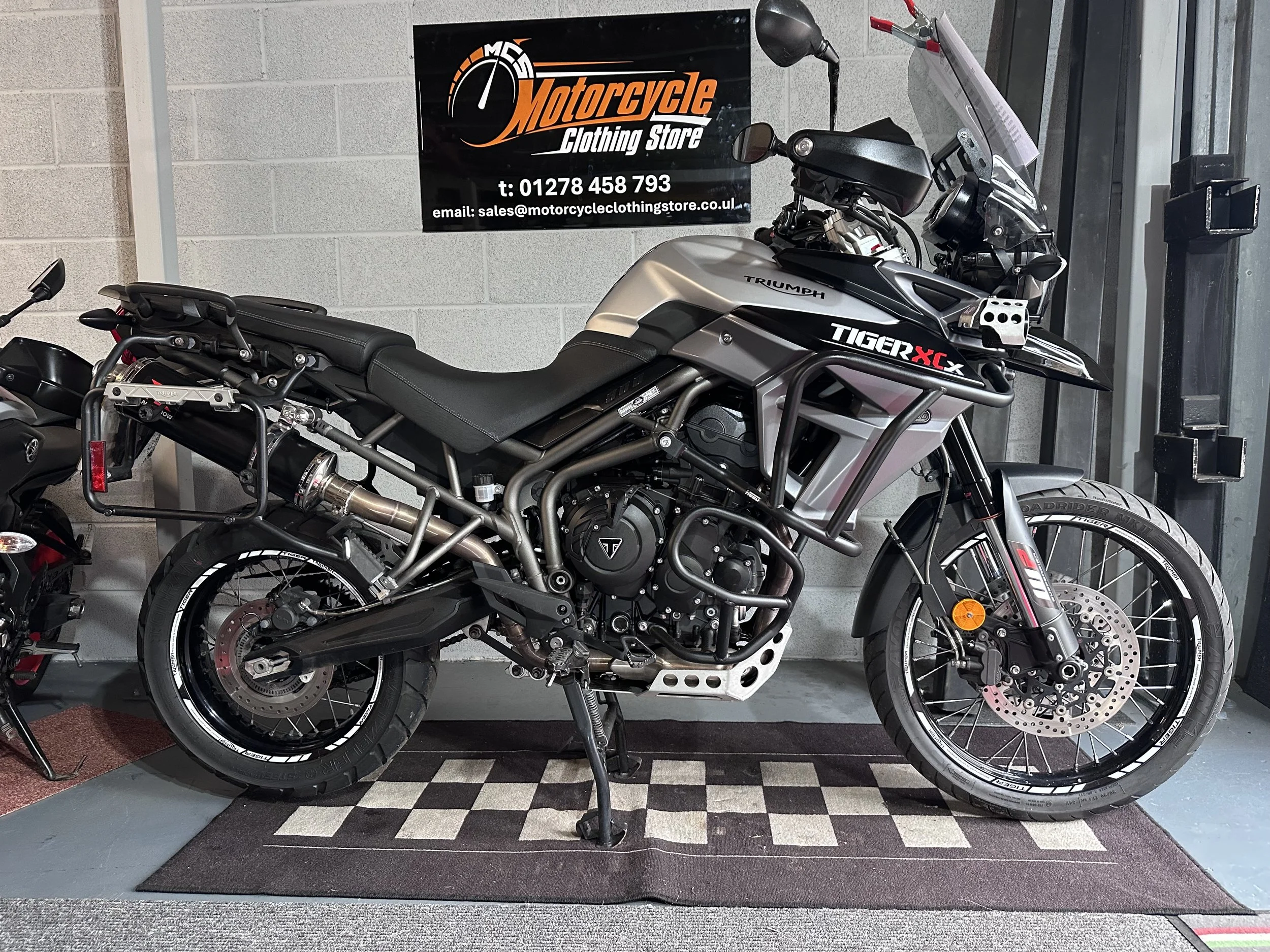 TRIUMPH TIGER 800 XCX 2018