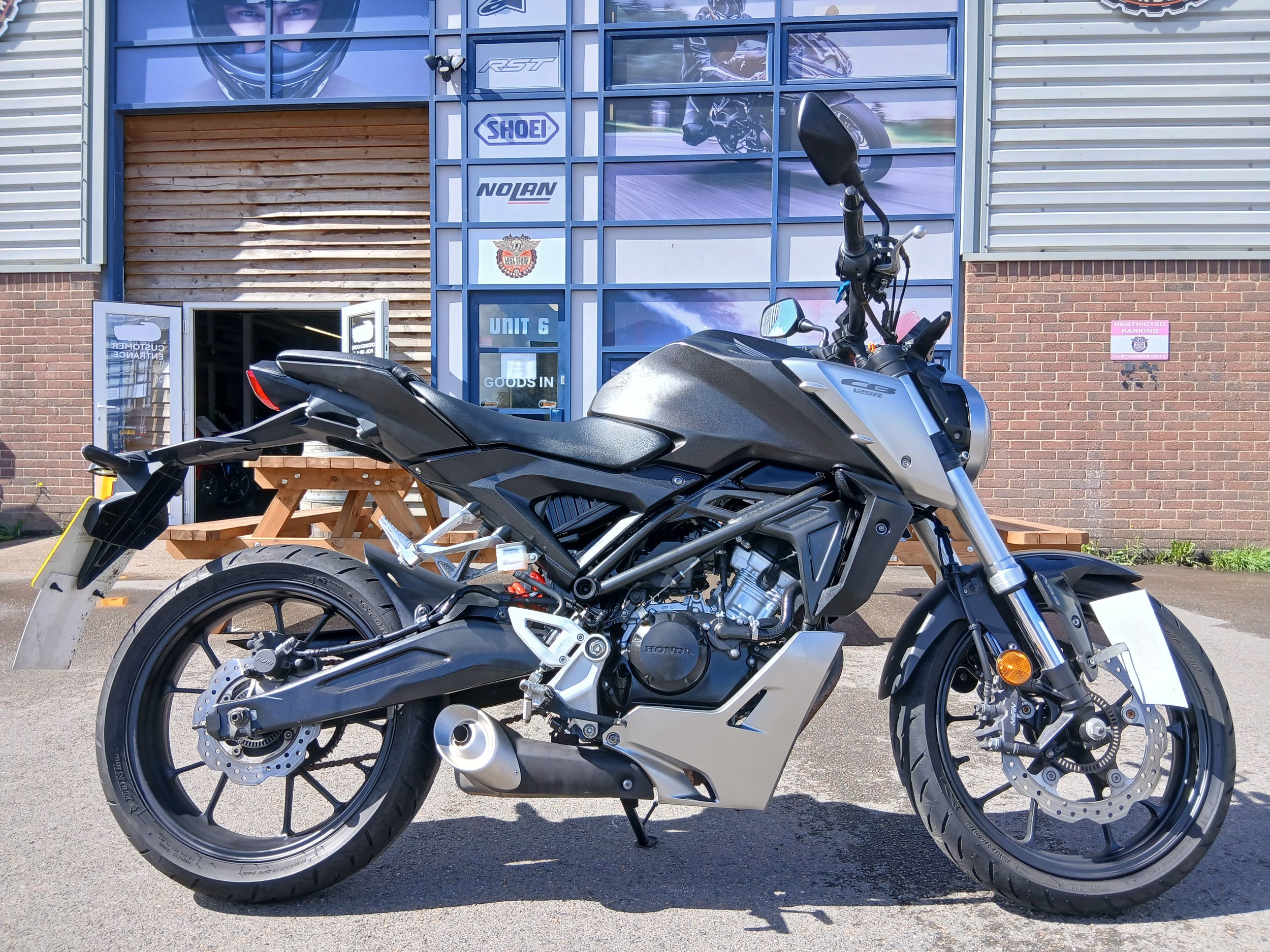 HONDA CB125R 2020