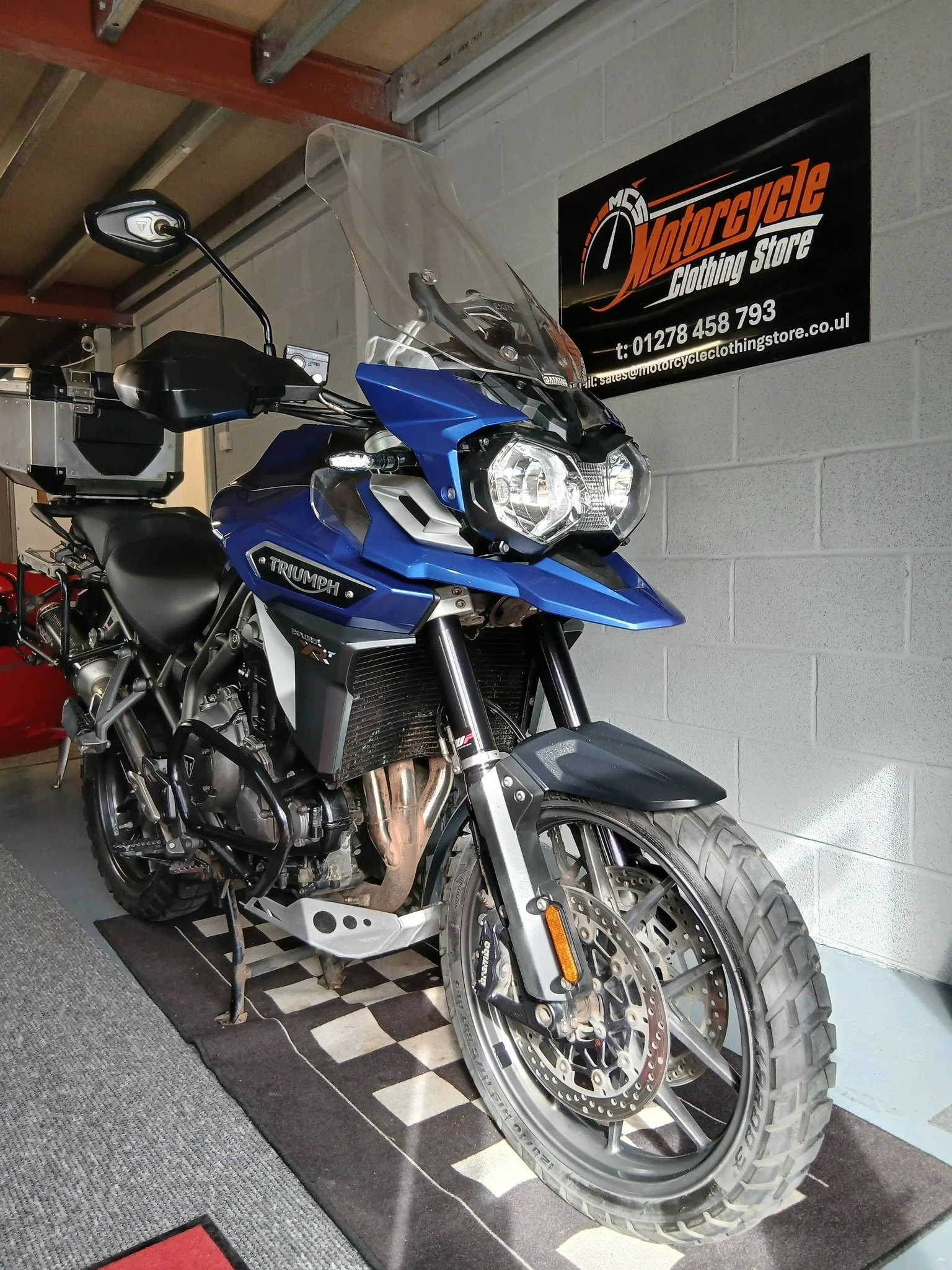 Triumph XRT 3.jpg