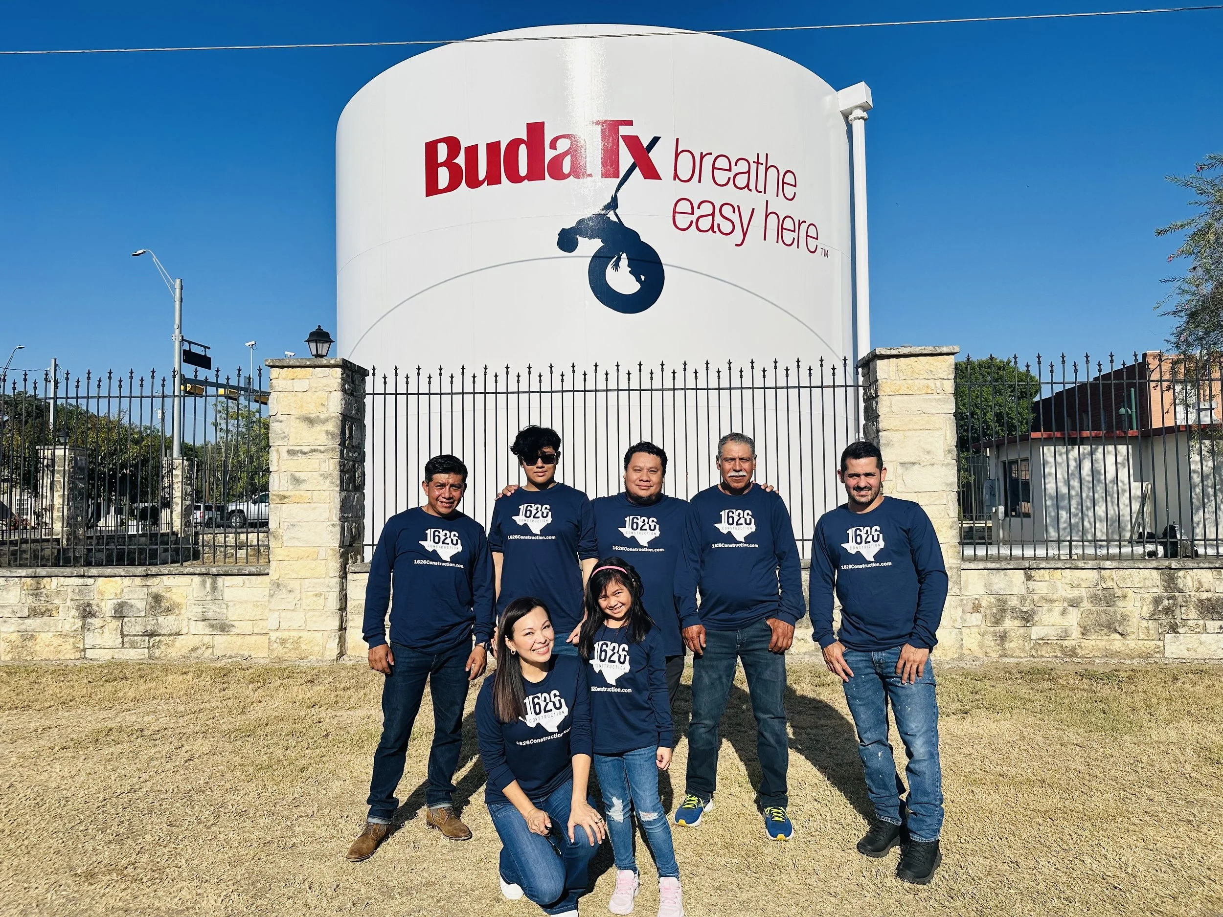 1626 Construction team in Buda TX