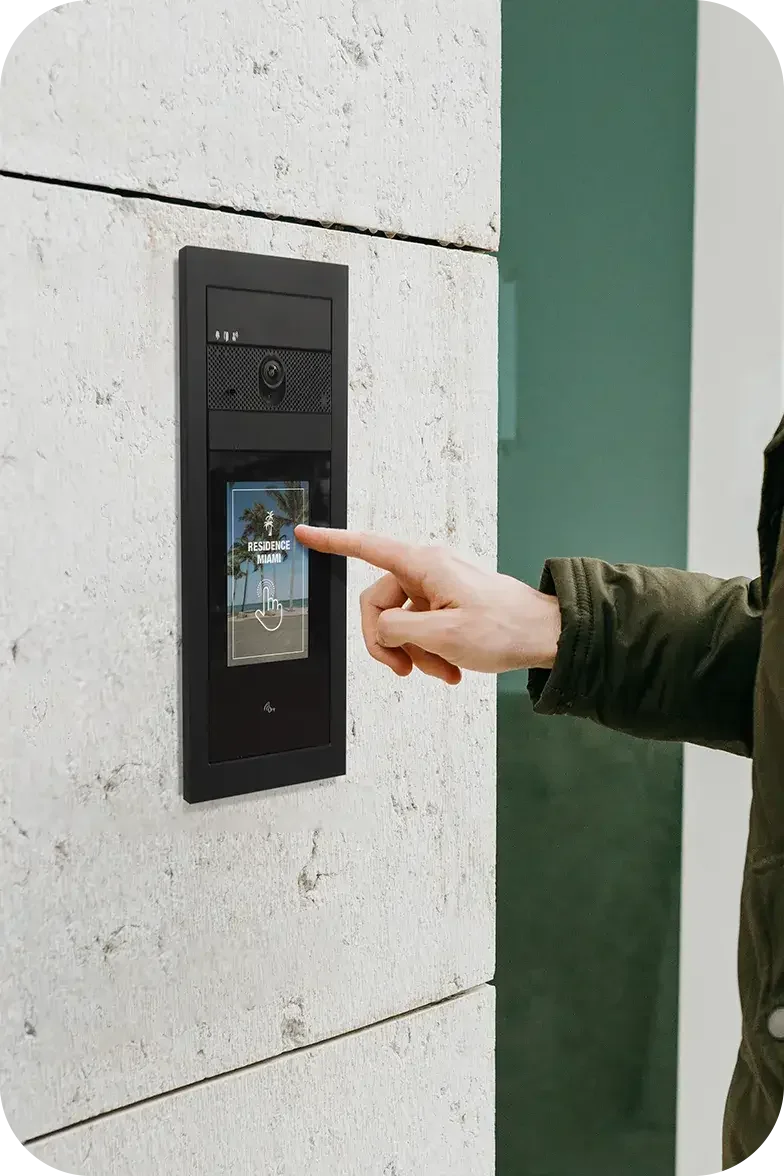 HOW TO CHOOSE A VIDEO INTERCOM SYSTEM FOR YOUR NYC APARTMENT BUILDING