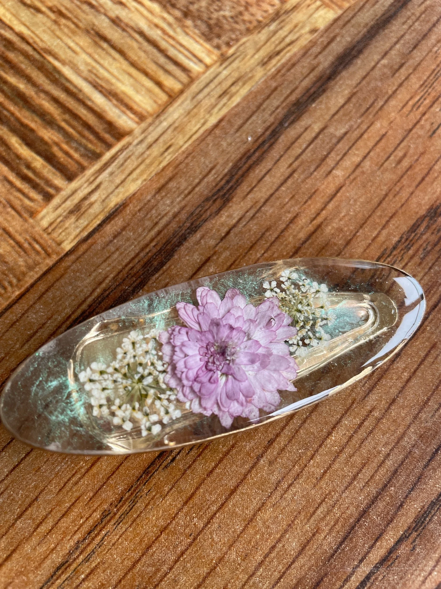 Pressed Flower Hairclip