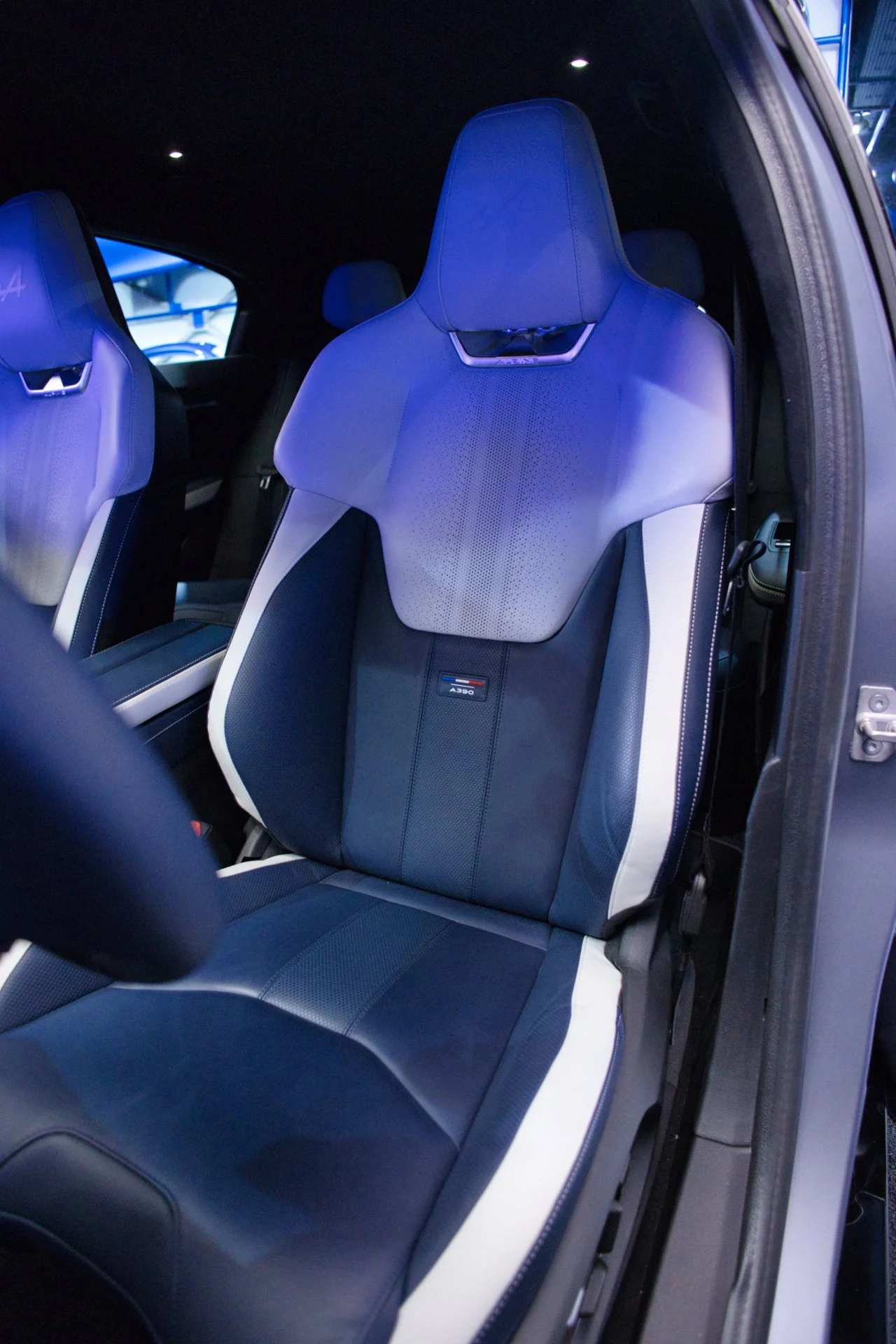 Siège de l'Alpine A390 à l'atelier Alpine à Paris