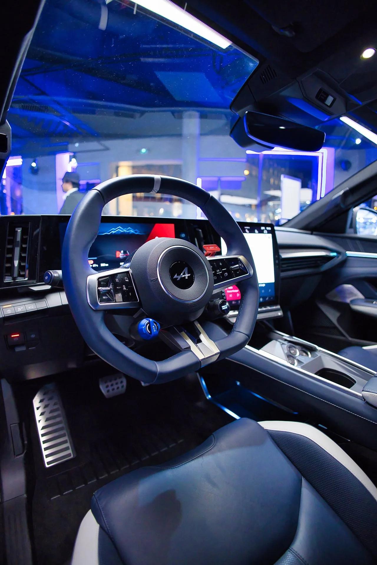 Intérieur de l'Alpine A390 à l'atelier Alpine à Paris