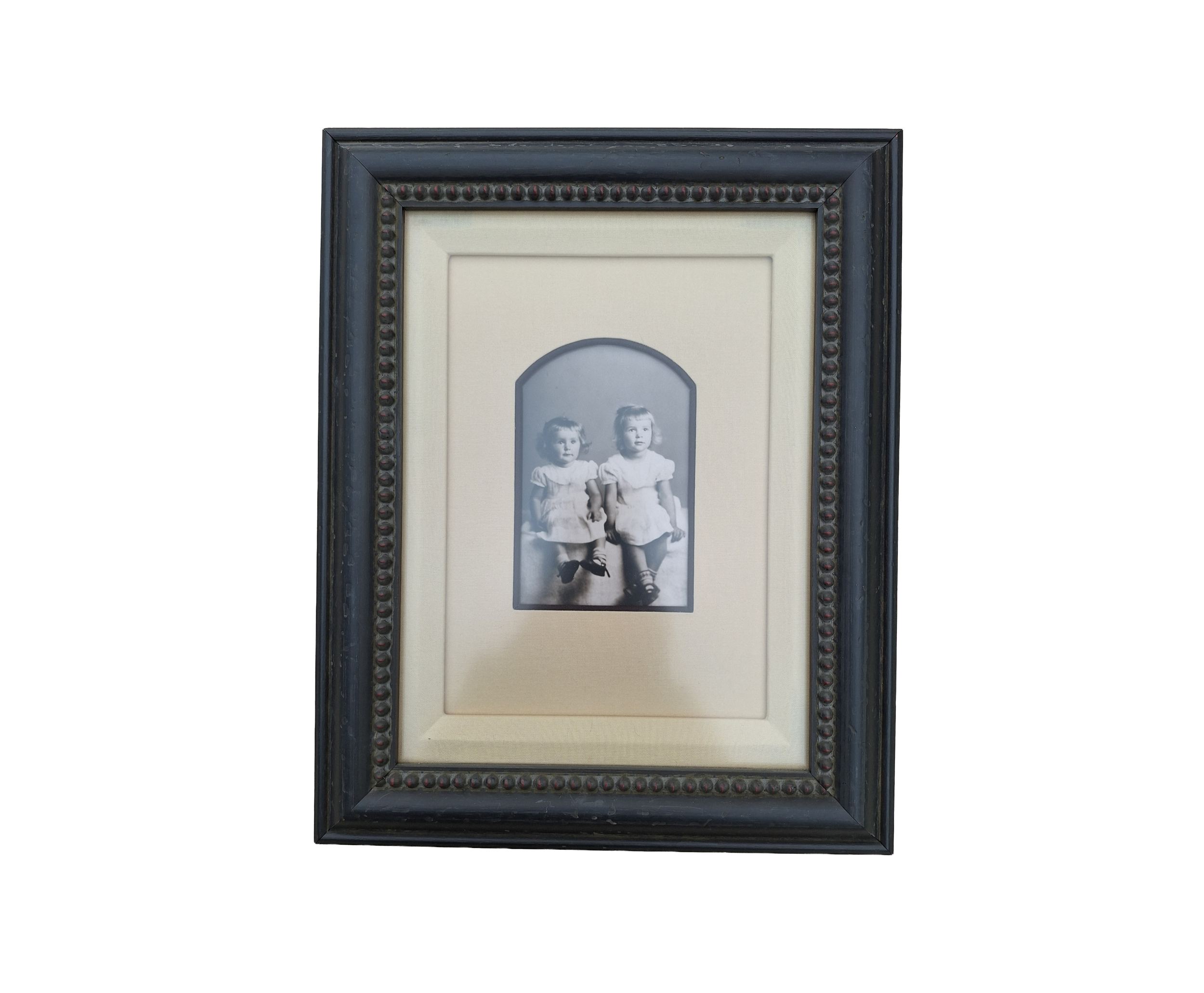 Ahh, this photo is from about 1950. I wanted it to have 'an old time' feeling frame. The fabric wrapped mat and matching liner are actually from  the class I took in Vegas over twenty-five years ago. The photo is of myself and my older sister. 