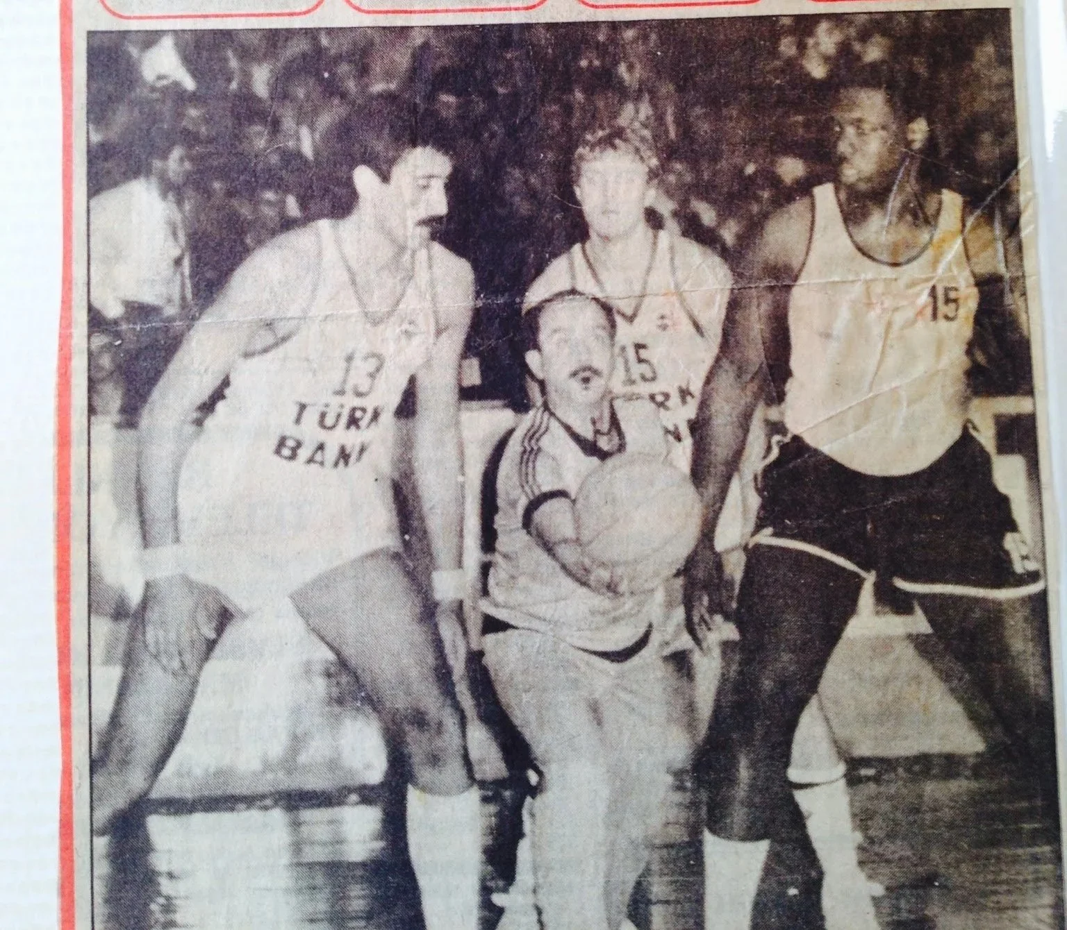 mike-robinson-turkish-basketball-league-newspaper-coverage.jpg