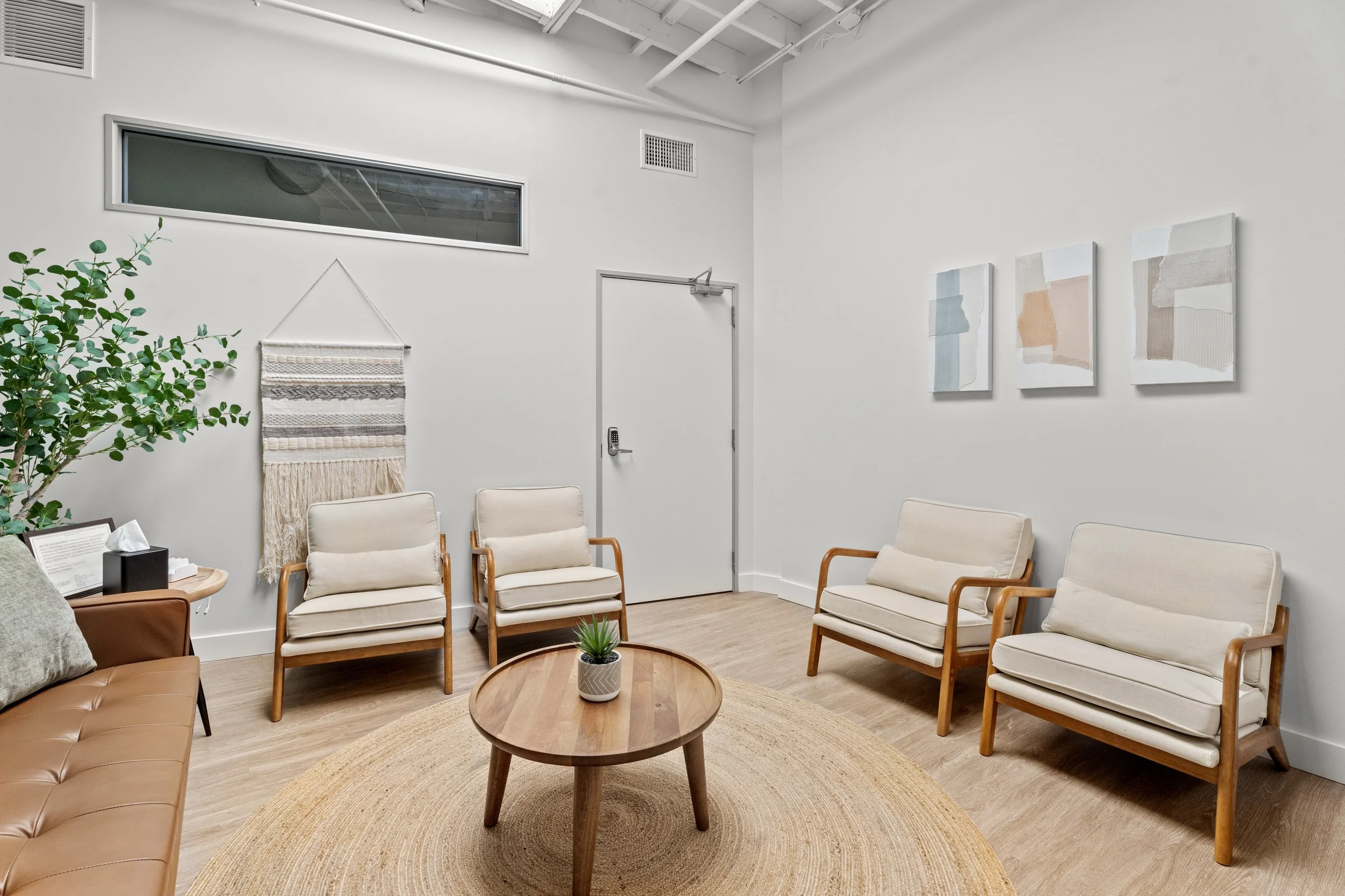 A photo of the waiting room in Santa Monica