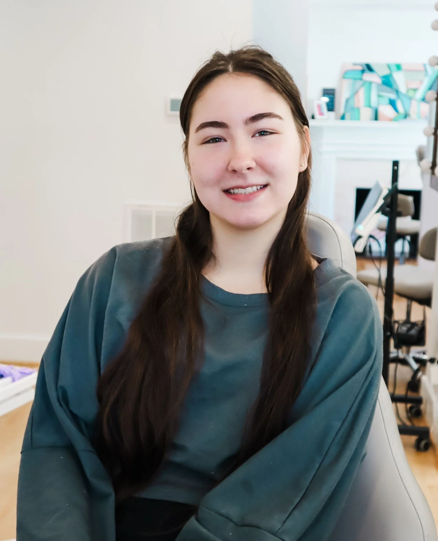 New smile just in time for the new school year 😍‼️⁠
⁠
--⁠
#palmettofamilyortho #orthodontist #invisalign #braces #orthodontics