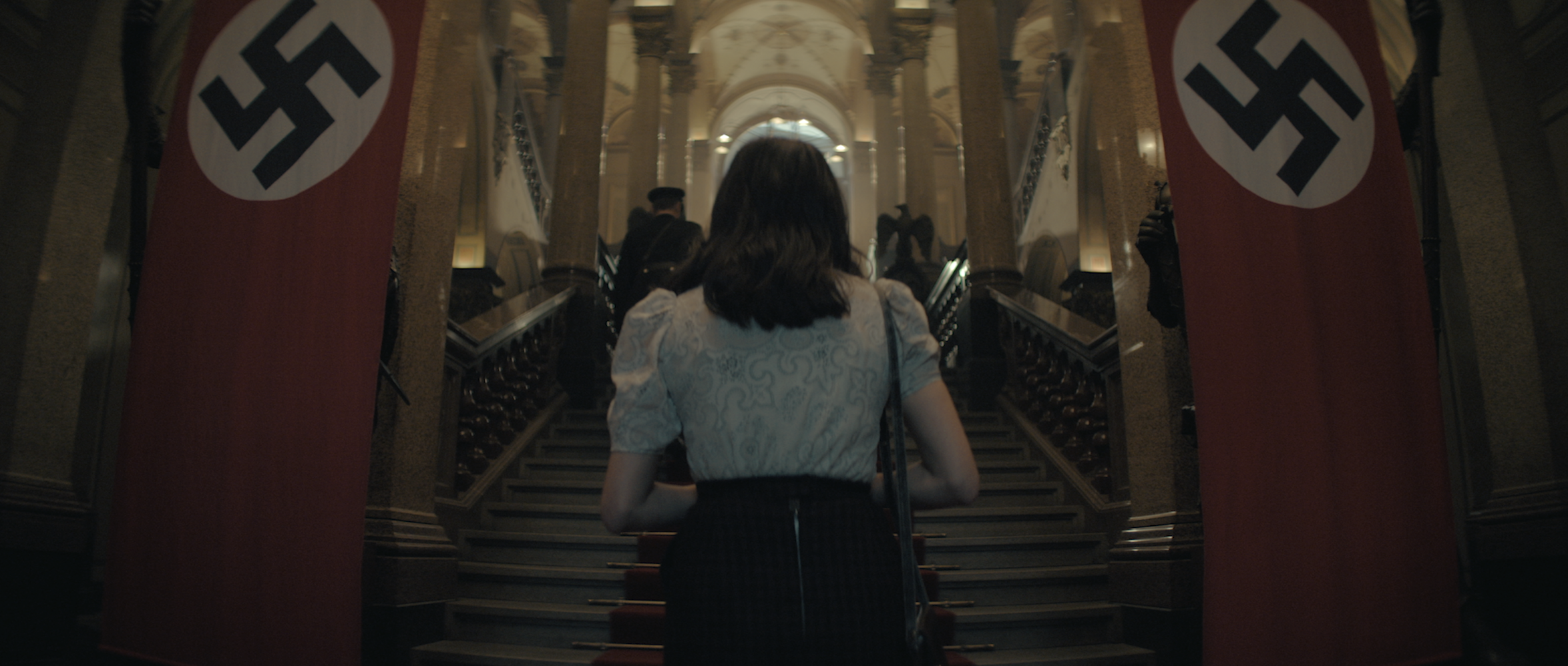 NATGEO A SMALL LIGHT