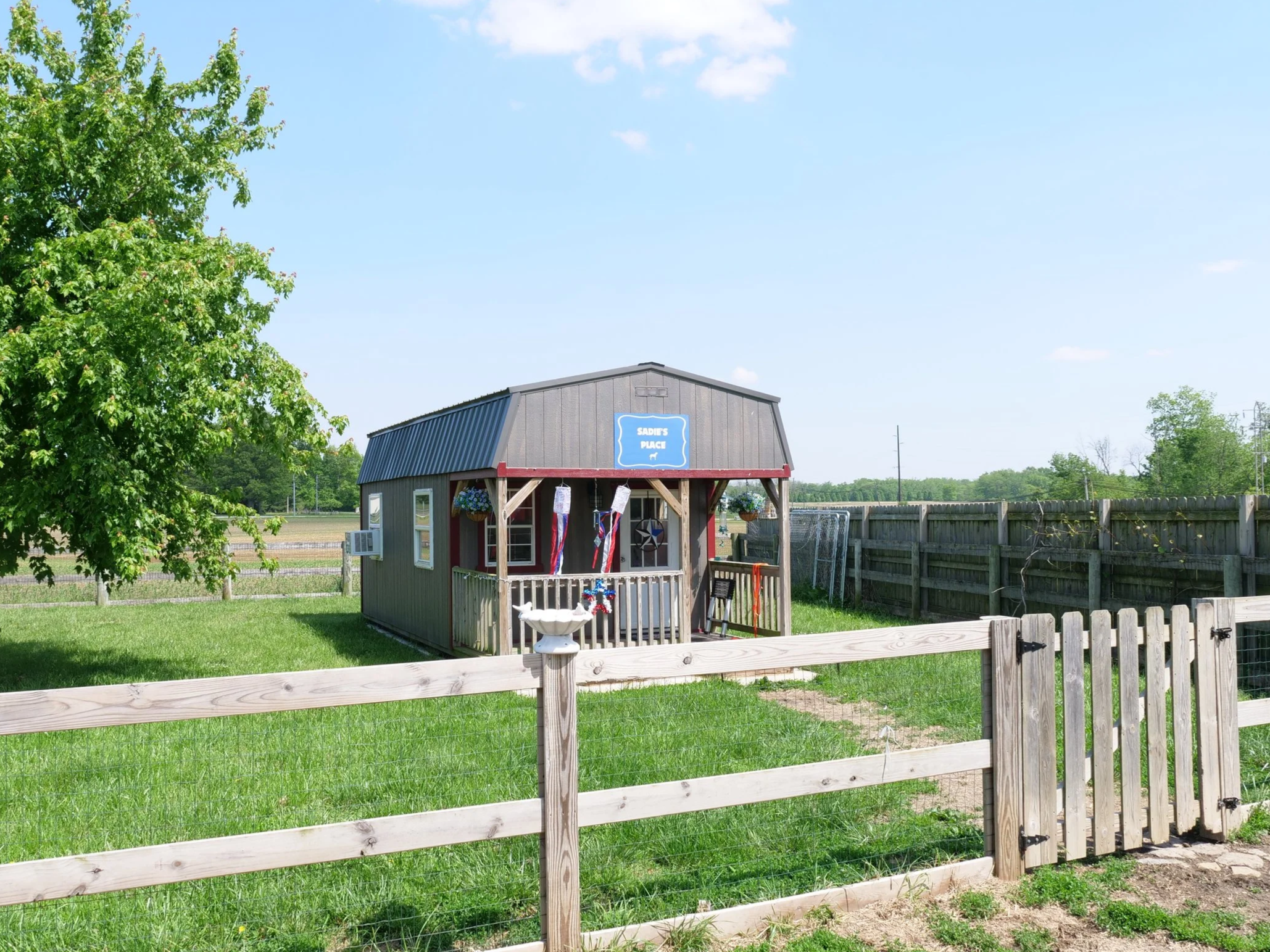 Sadie's place, a tiny home for private overnight stays at HALO K9