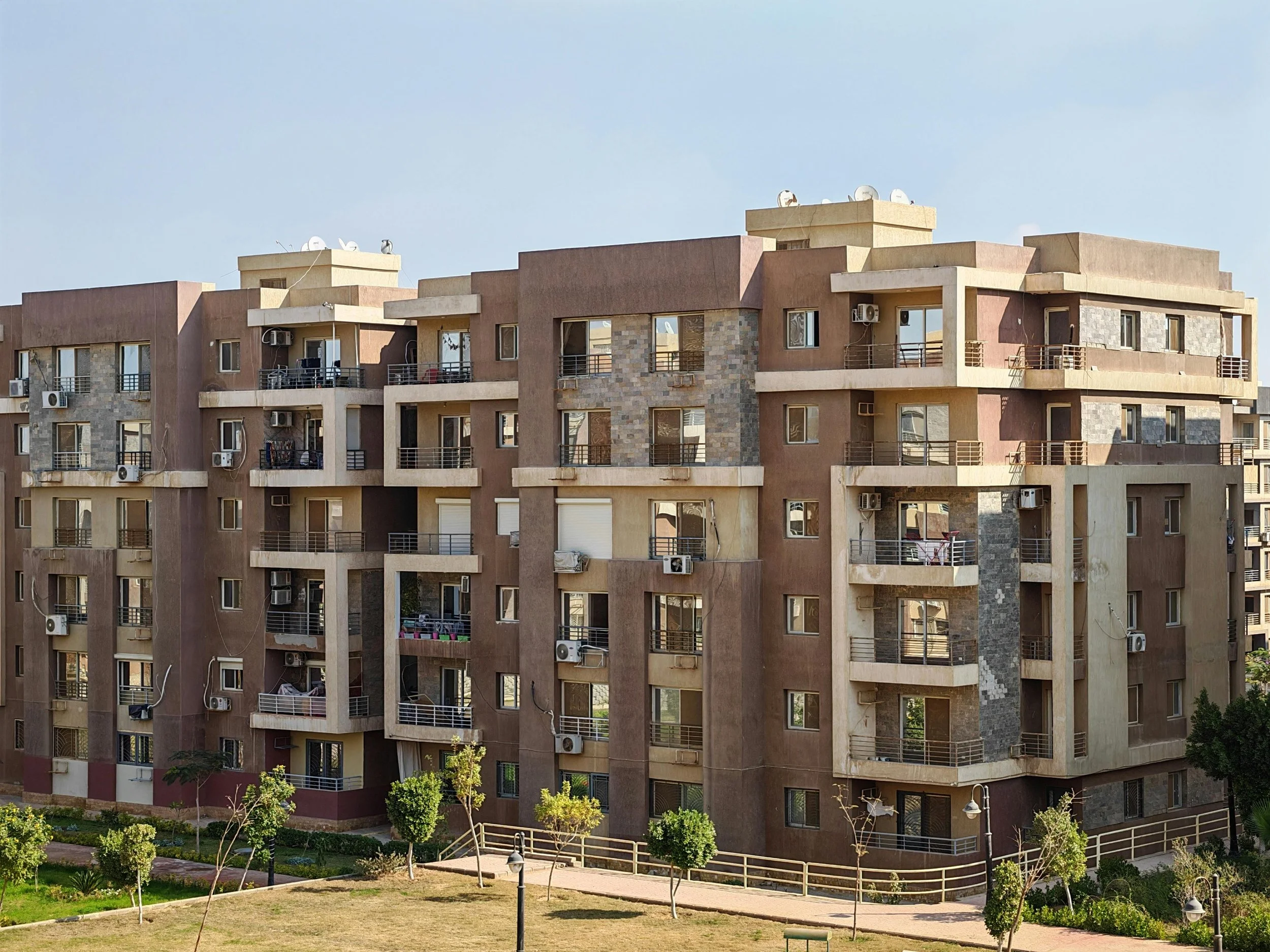 How Real Estate Investors Scale Without Losing Financial Control