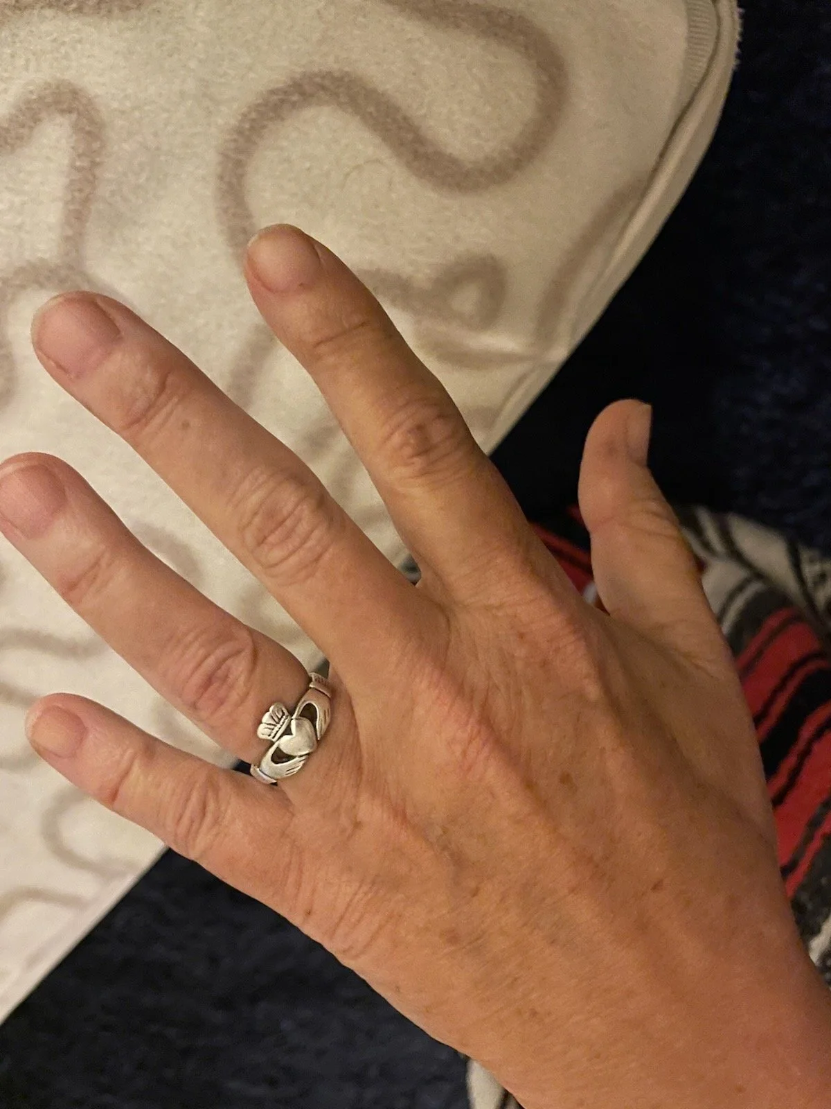 Why Anniversaries in Grief Can Feel So Overwhelming