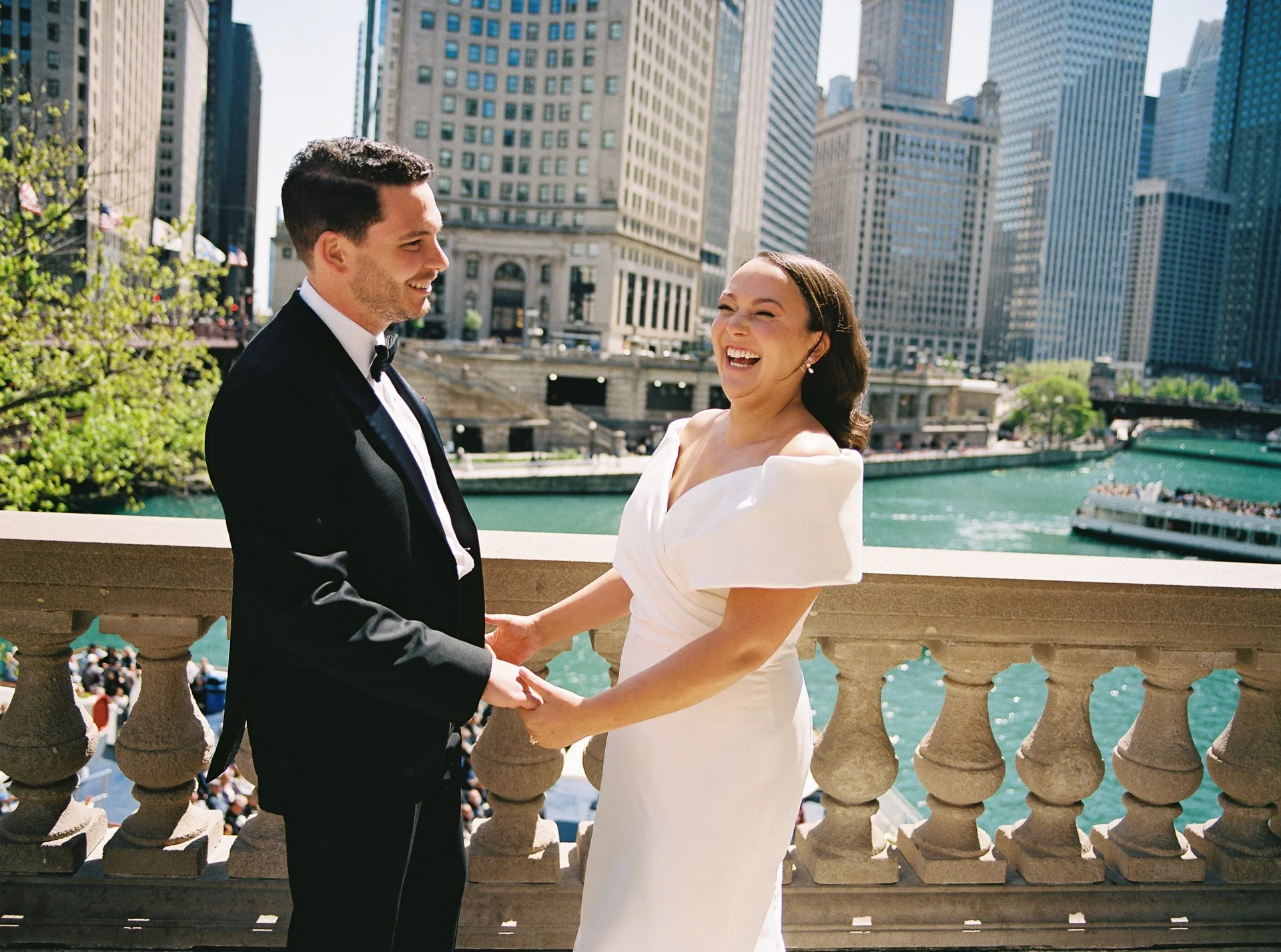 Gabrielle-and-Dominic-City-Wrigley-Building-21.jpg