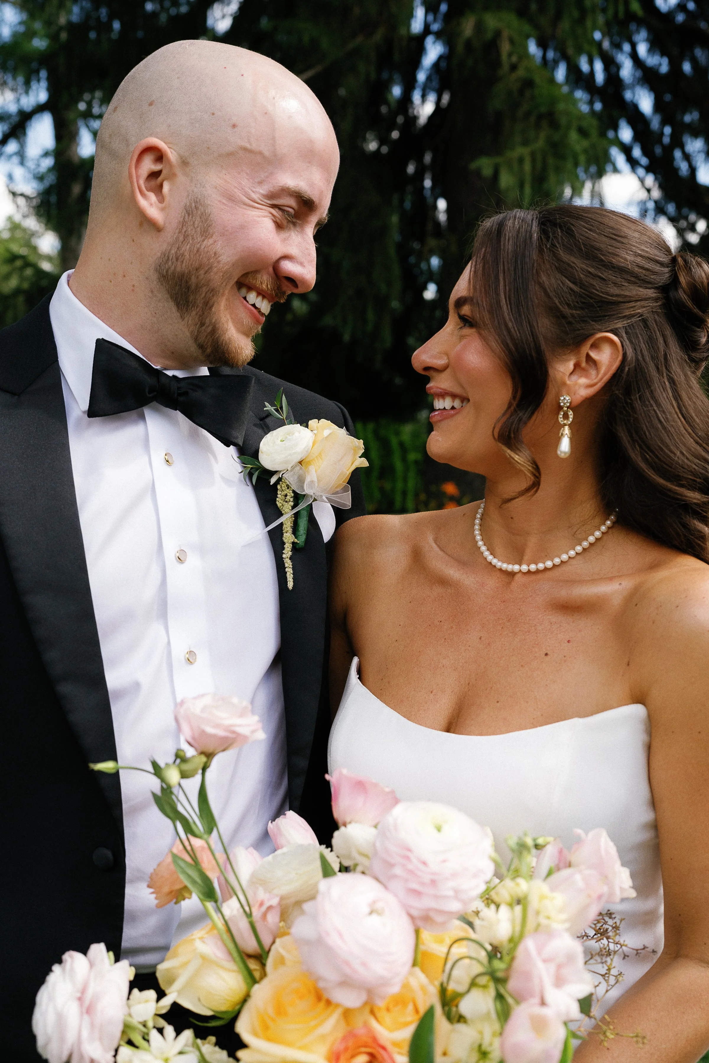 Bernskoetters-Wedding-Couple-53.jpg