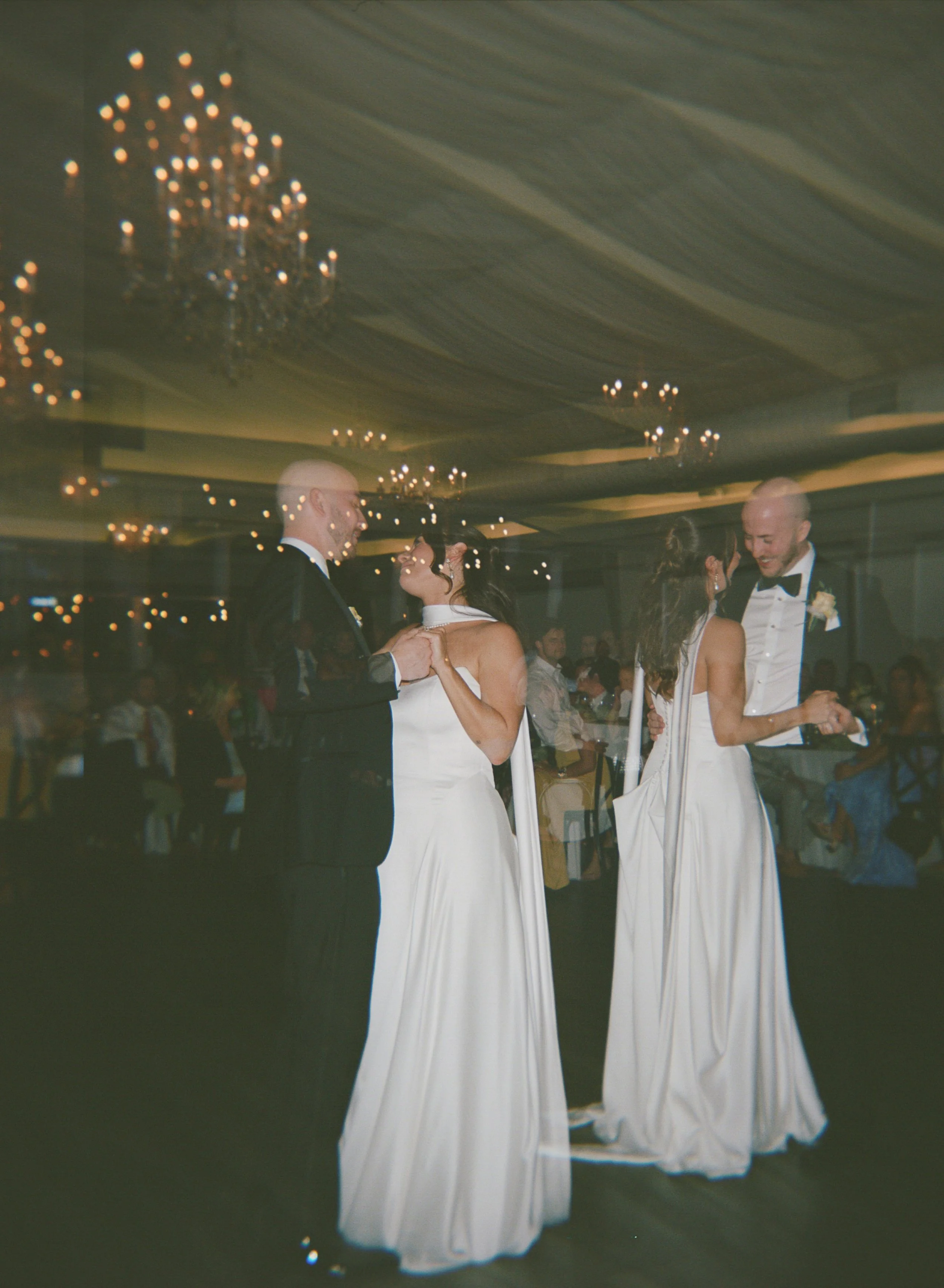 Bernskoetters-Wedding-Dancing-78.jpg