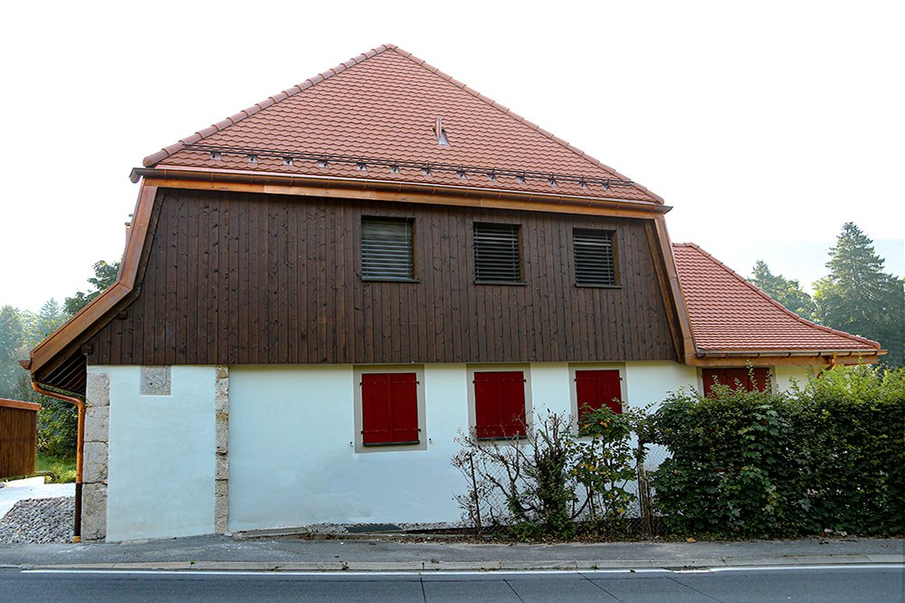 Ancien bâtiment à Valangin