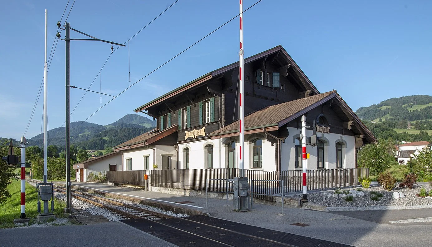 gare-le-paquier-montbarry-2.jpg