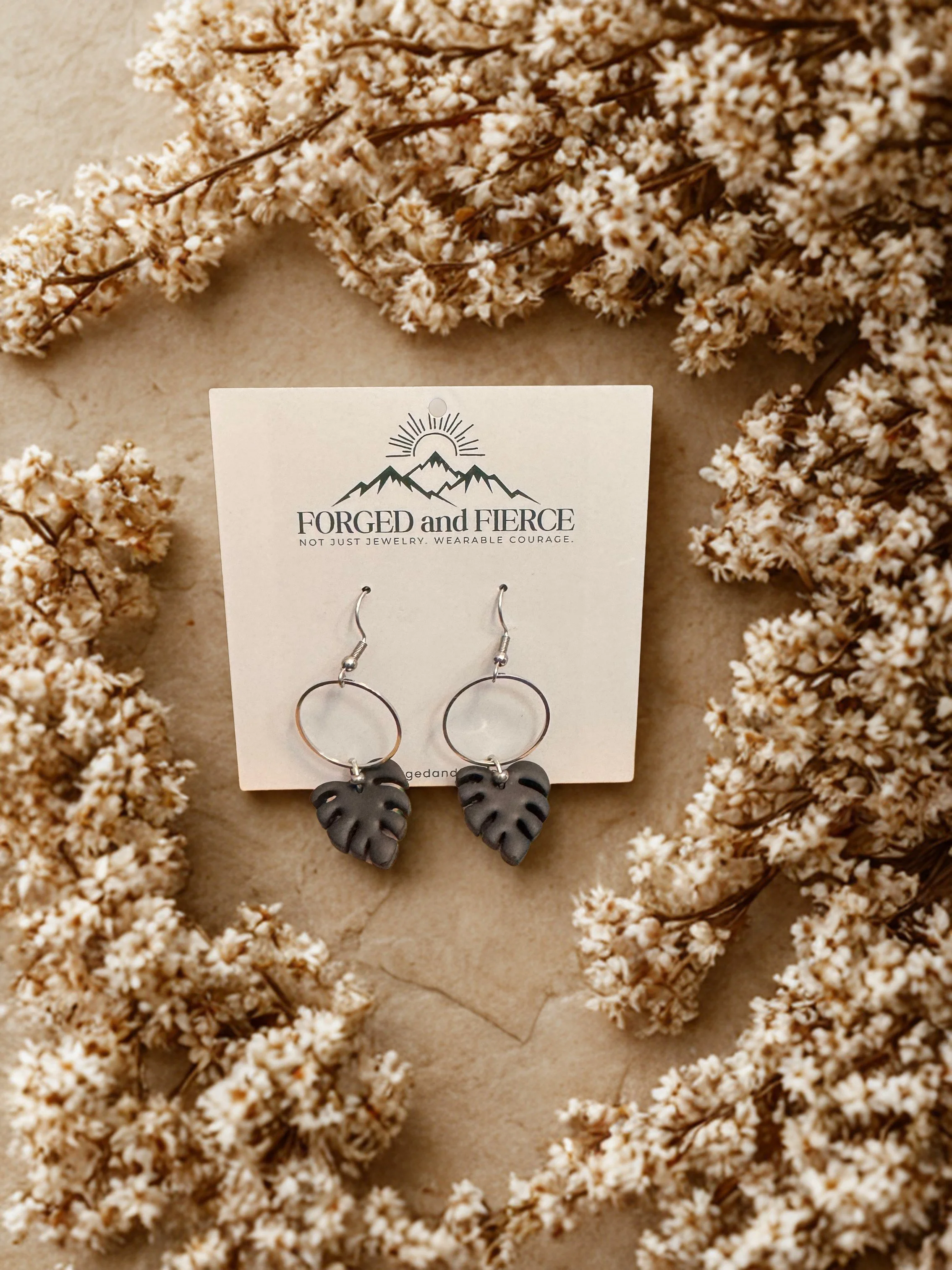 Small Black Monstera Dangle- Silver