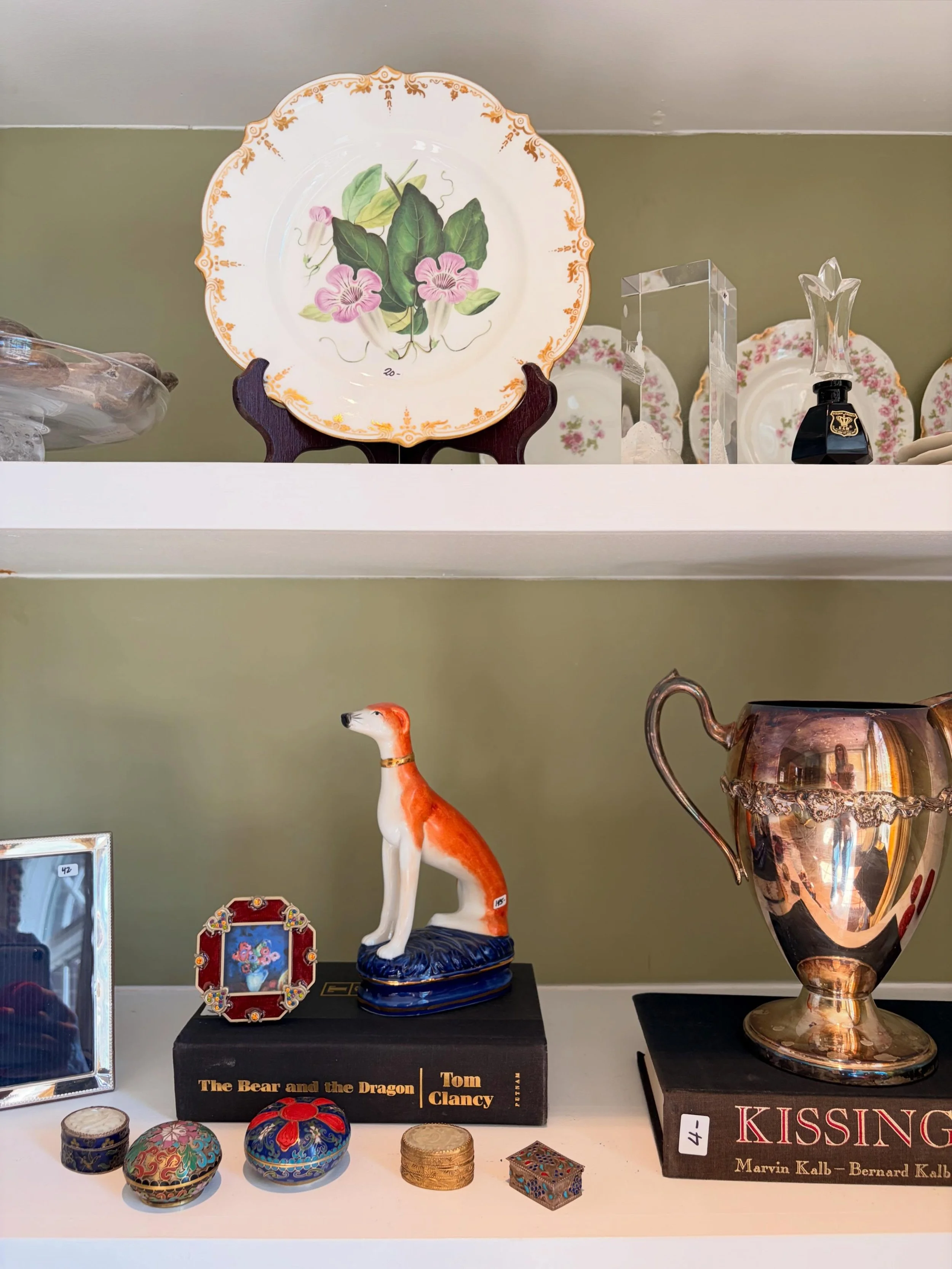Frontenac estate sale discount days start today! 50% off entire estate + 25% off jewelry 🏡. Taking appointments Friday + Saturday. Hope to see you soon 🤍