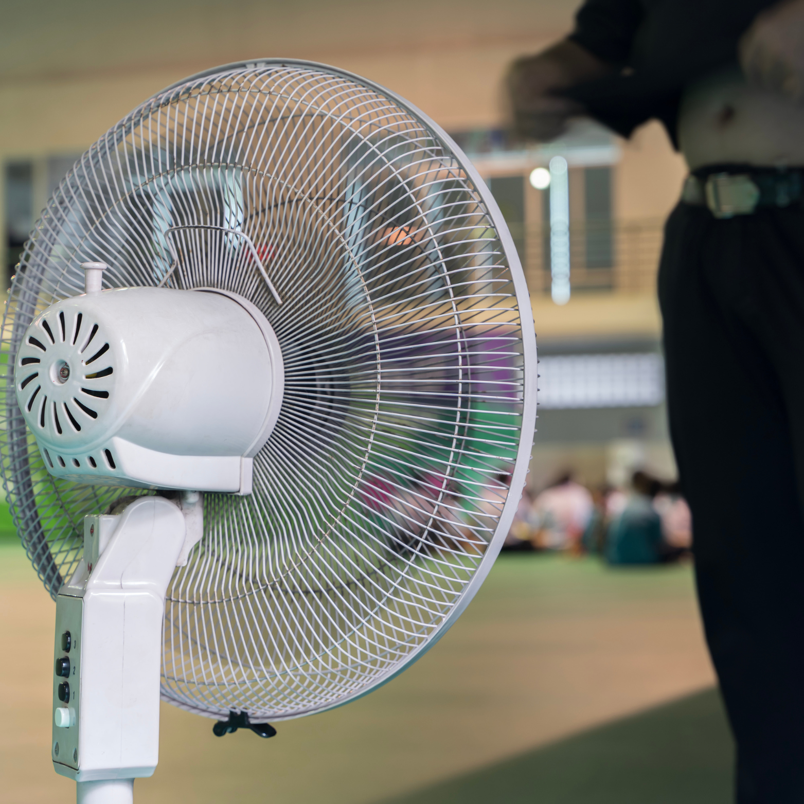 Cross-infection risk related to use of portable fans in a healthcare setting
