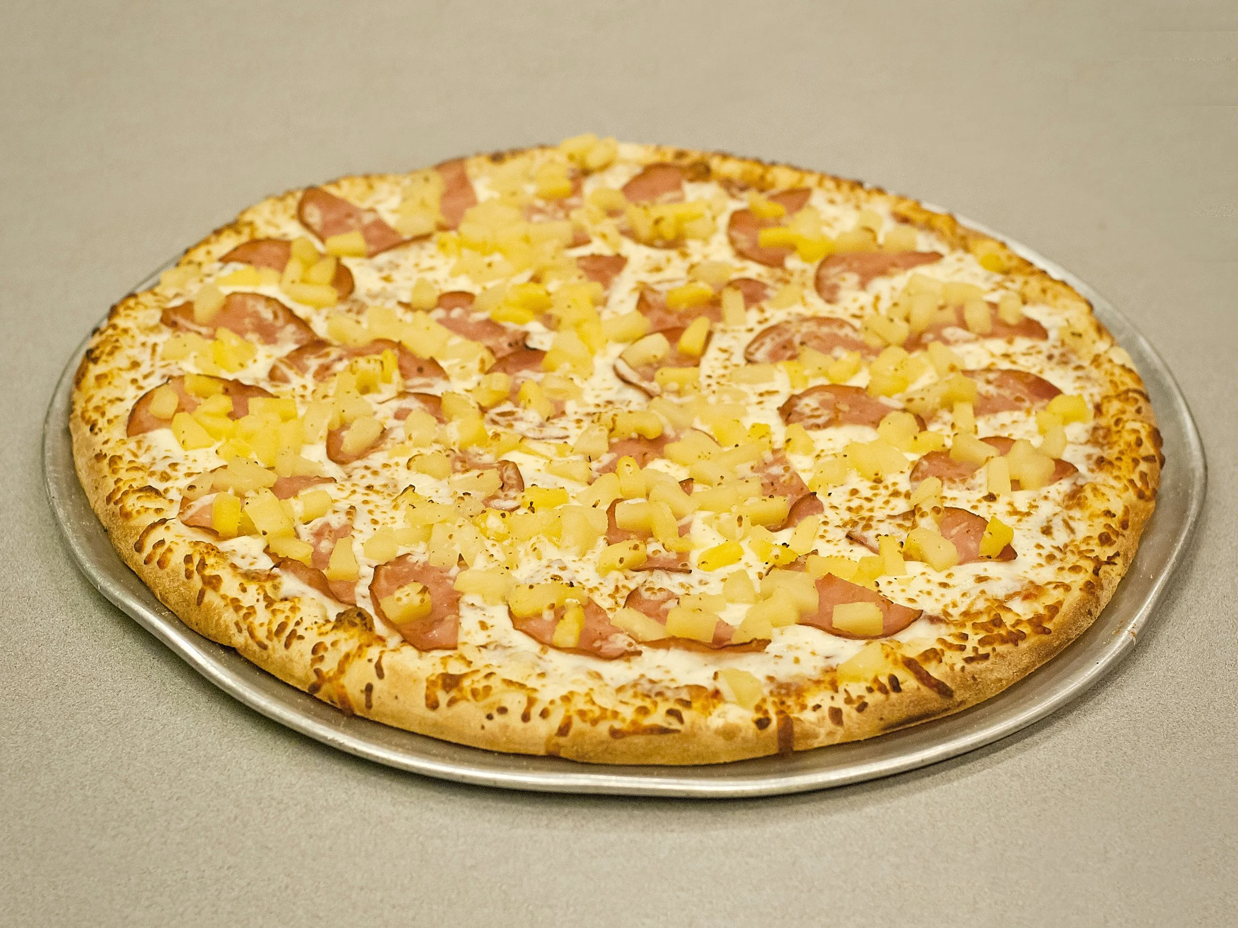 Hawiaan Signature Pizza | Nizario's Pizza