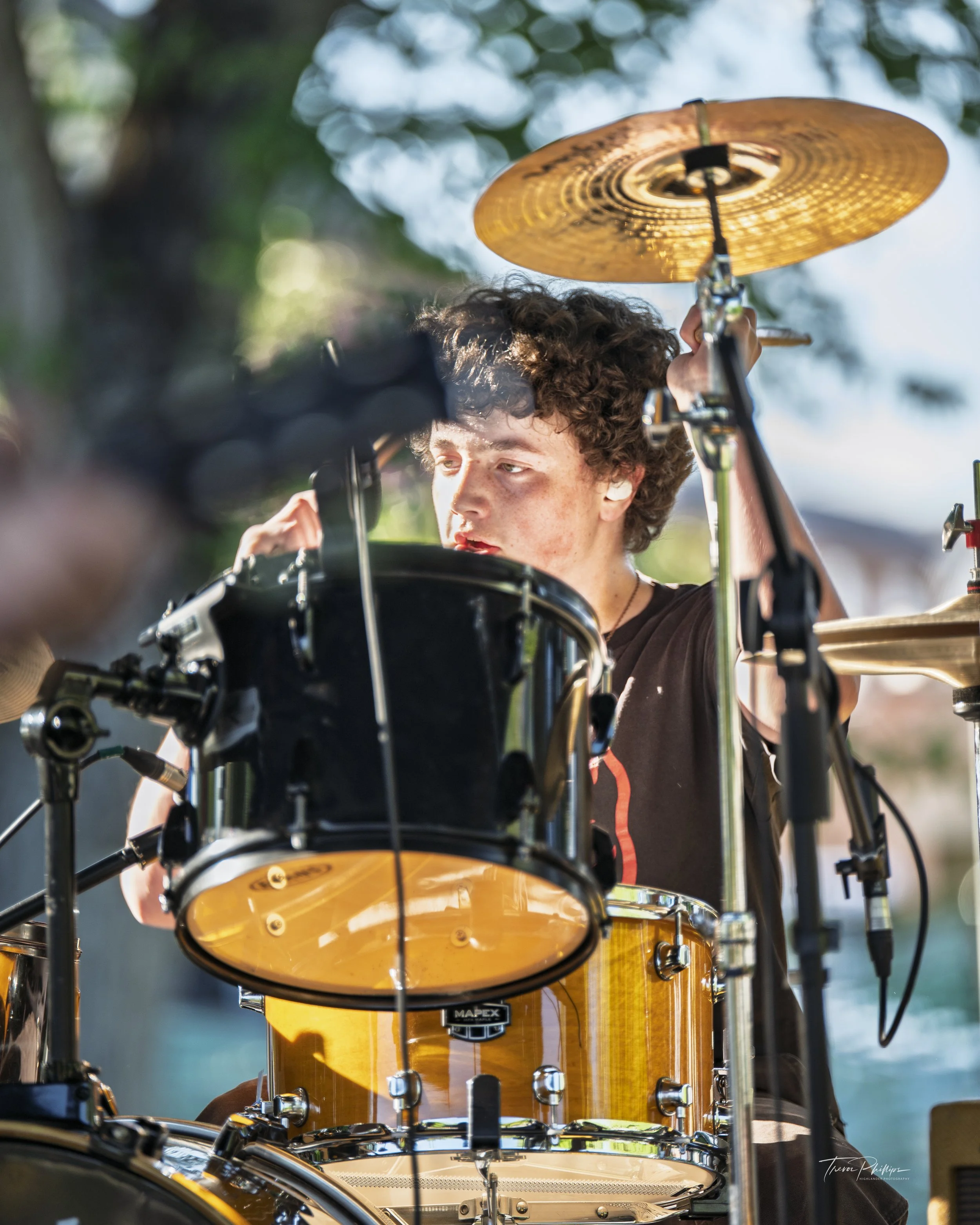 Dan Phillips:Caught In The Landslide.jpg