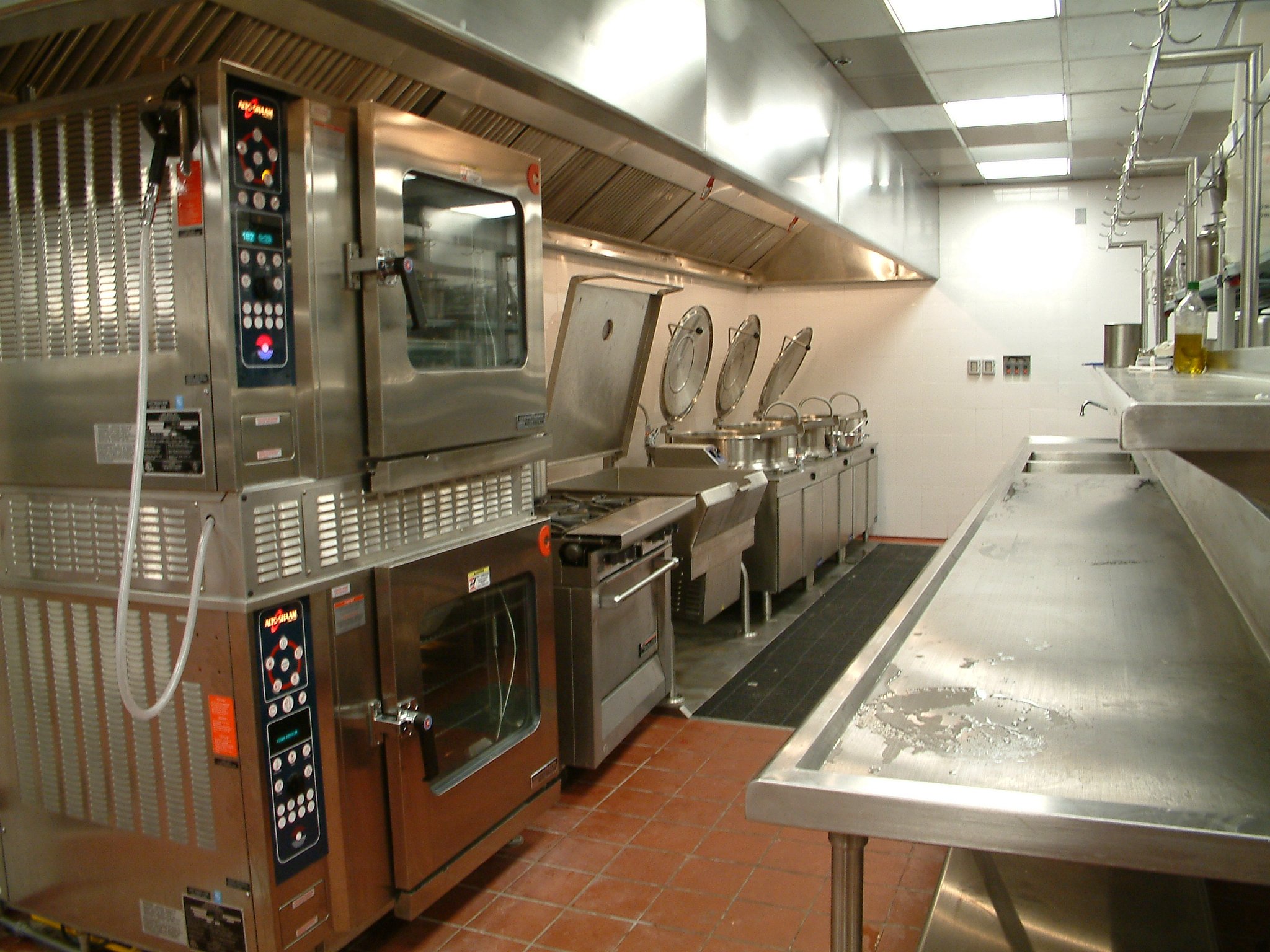 Le Cirque Bulk Production.JPG