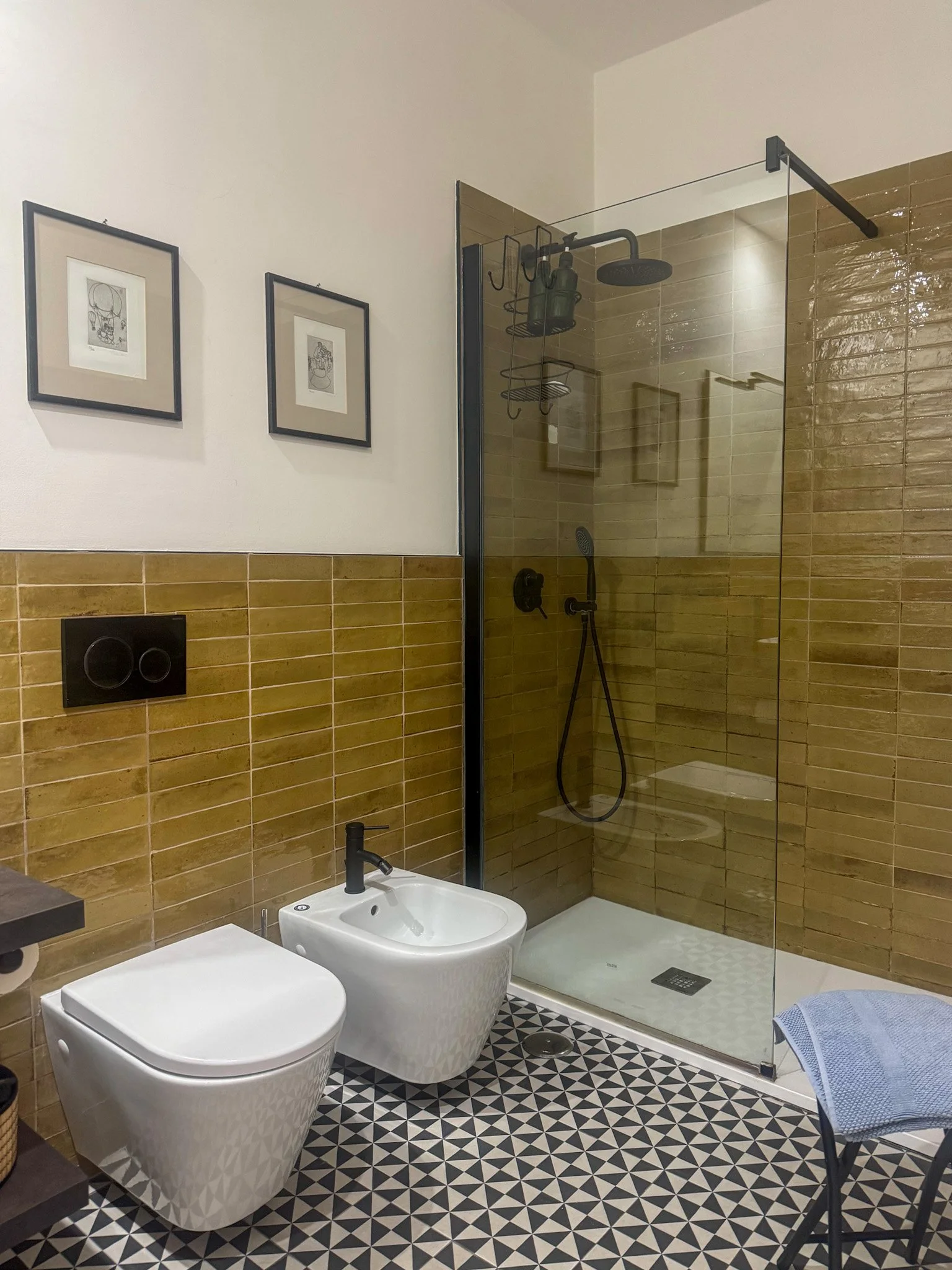 Petruzzelli Luxury Apartment: The Bari Airbnb That Surprised Us