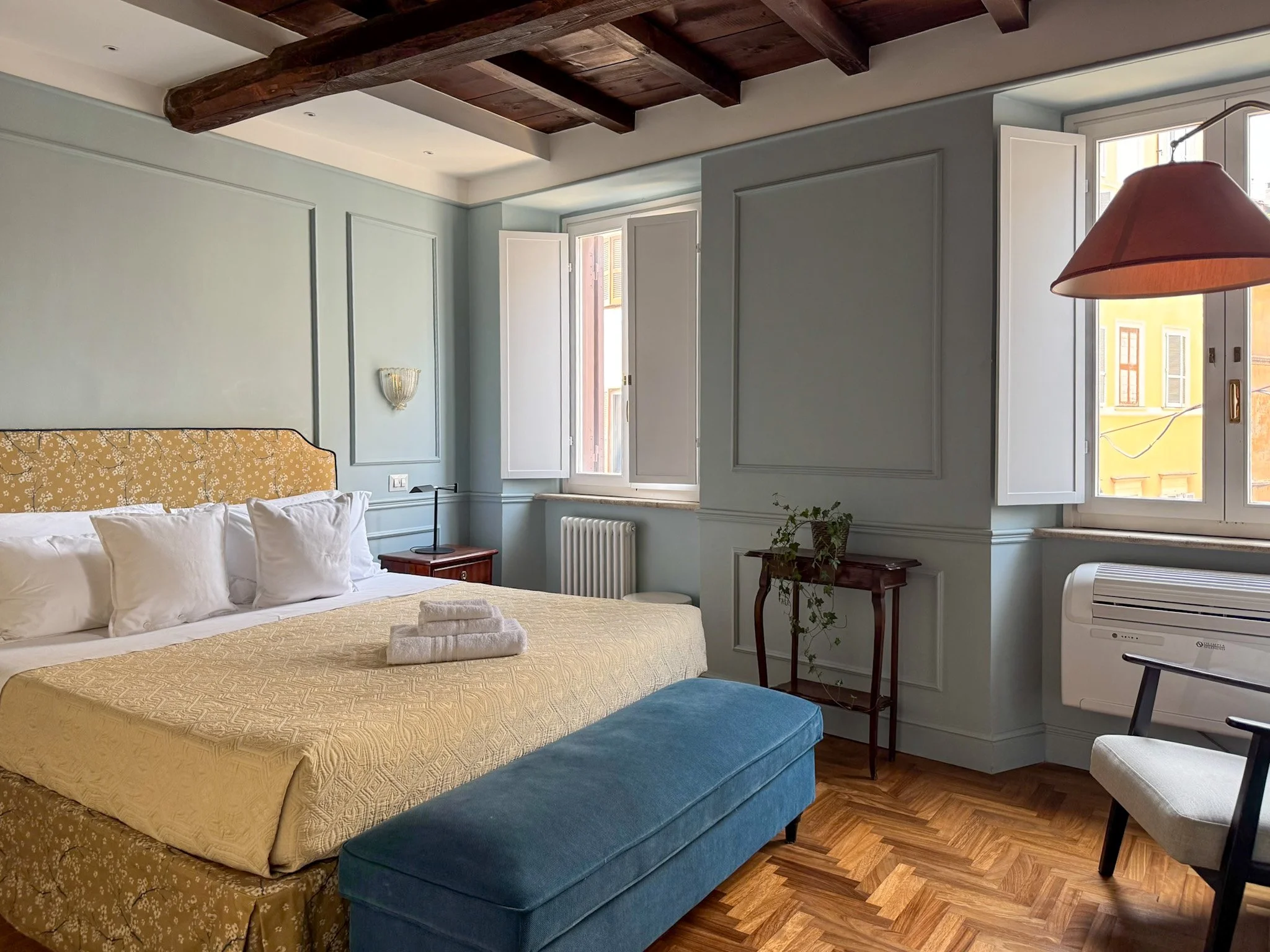 Palazzo della Cancelleria Apartment: My Little Airbnb in Rome
