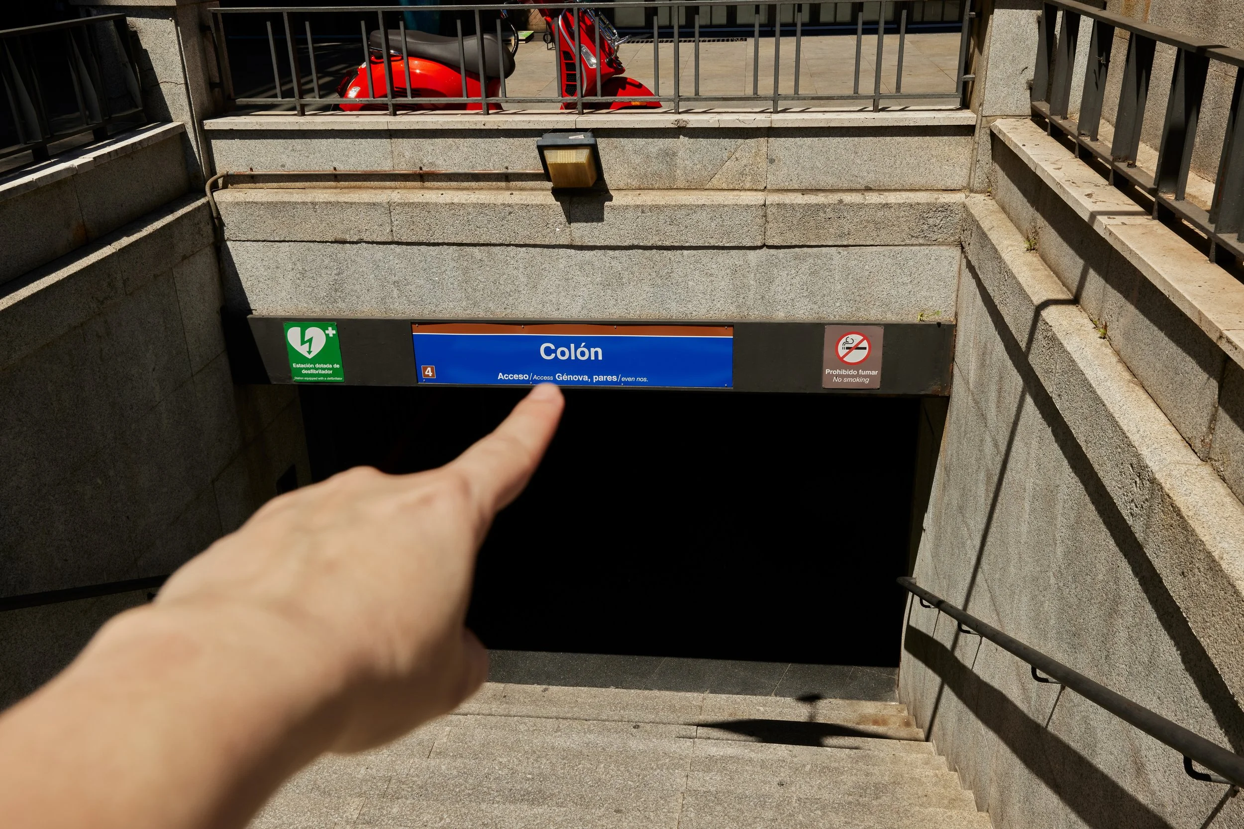 004Descubriendo Colón.jpg