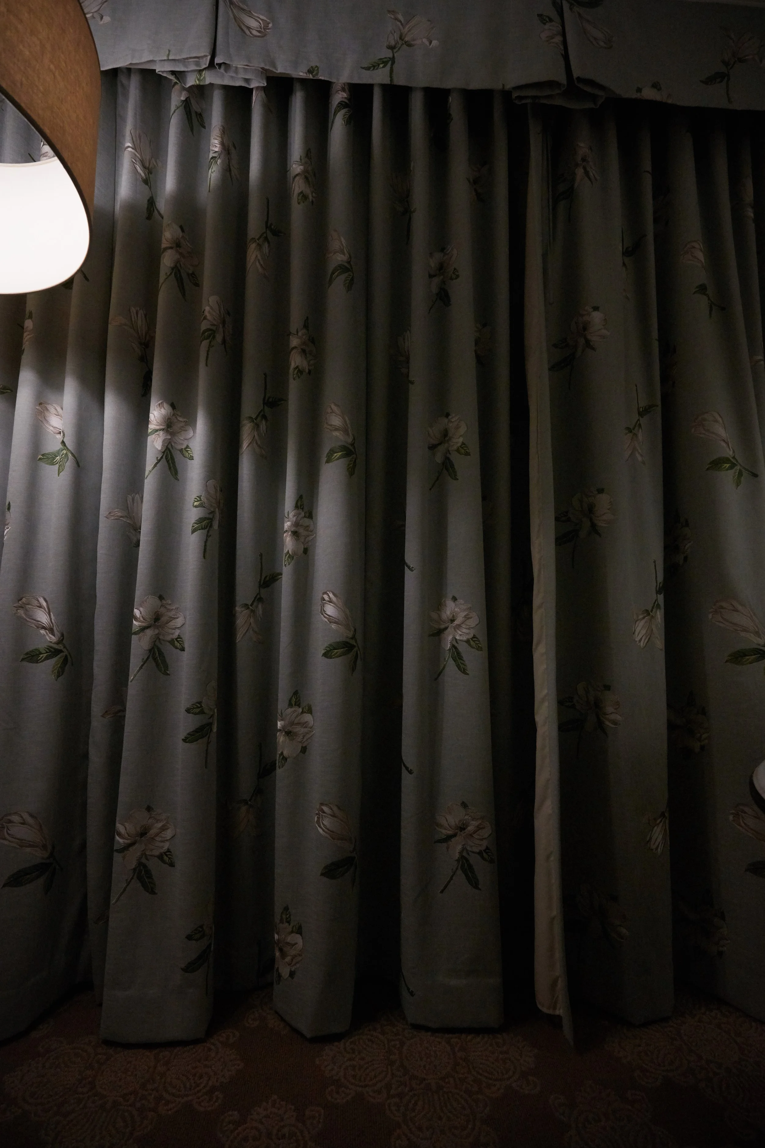 ESPACIOS VACIOS SELF PORTRAIT 12 copia.jpg