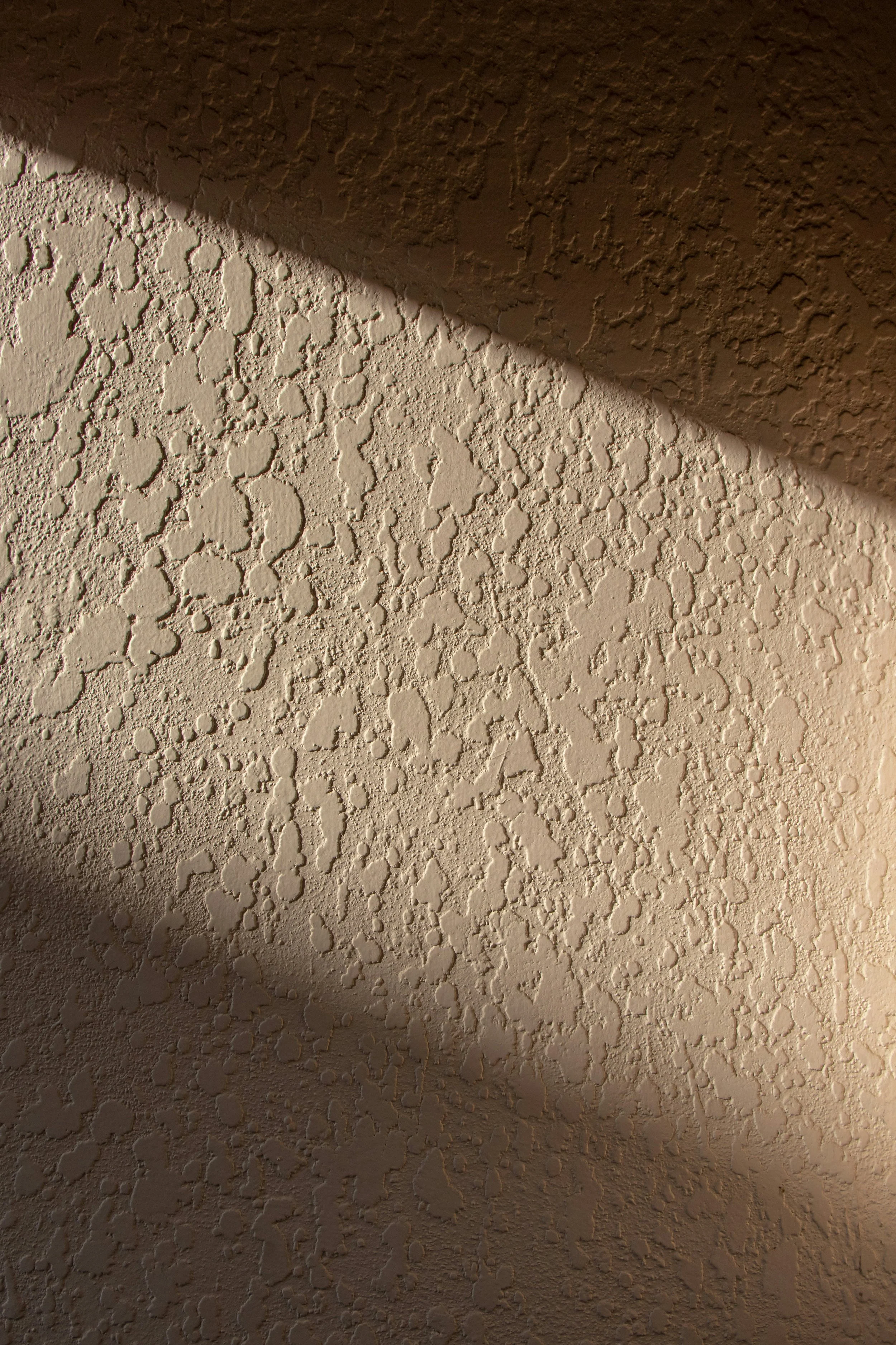 How to Match Drywall Texture After a Repair (Without It Looking Patched)