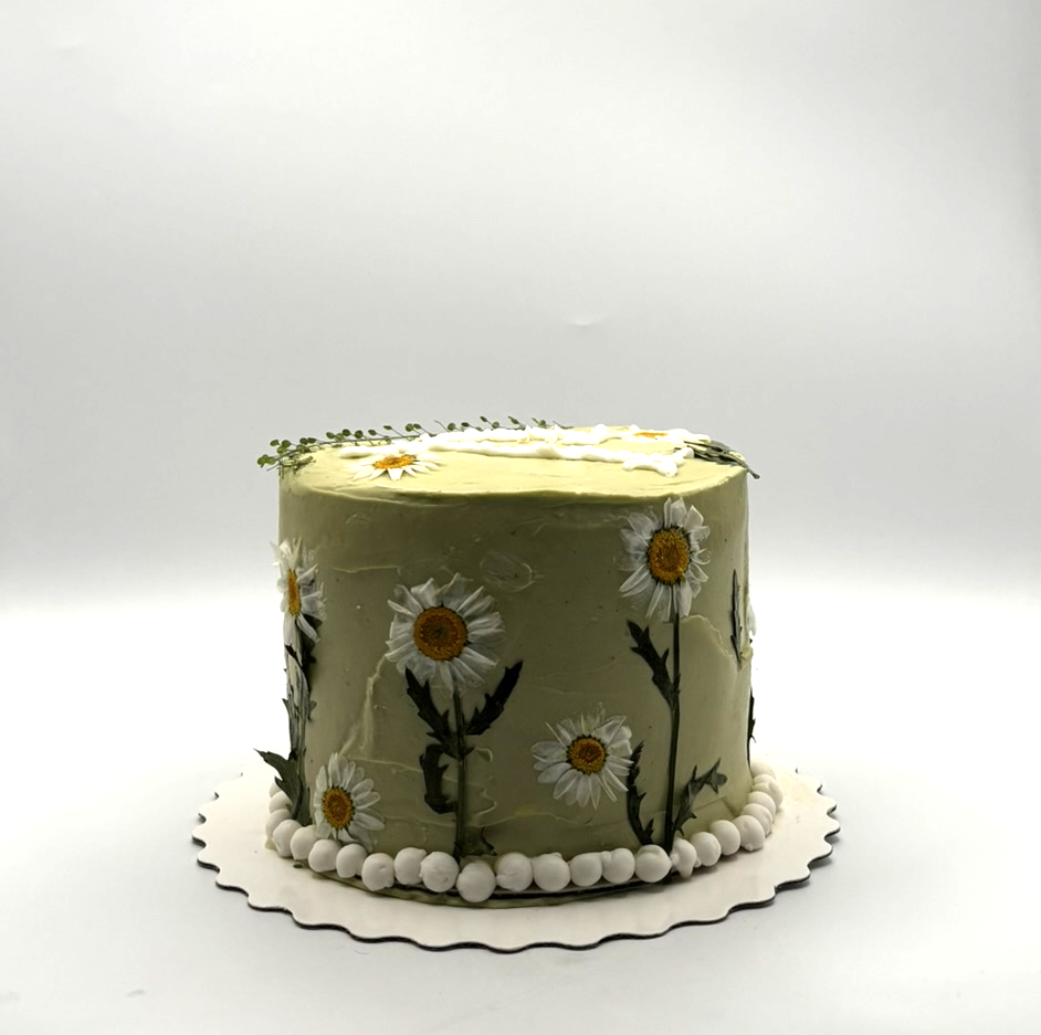 Daisy Garden_Cake.png