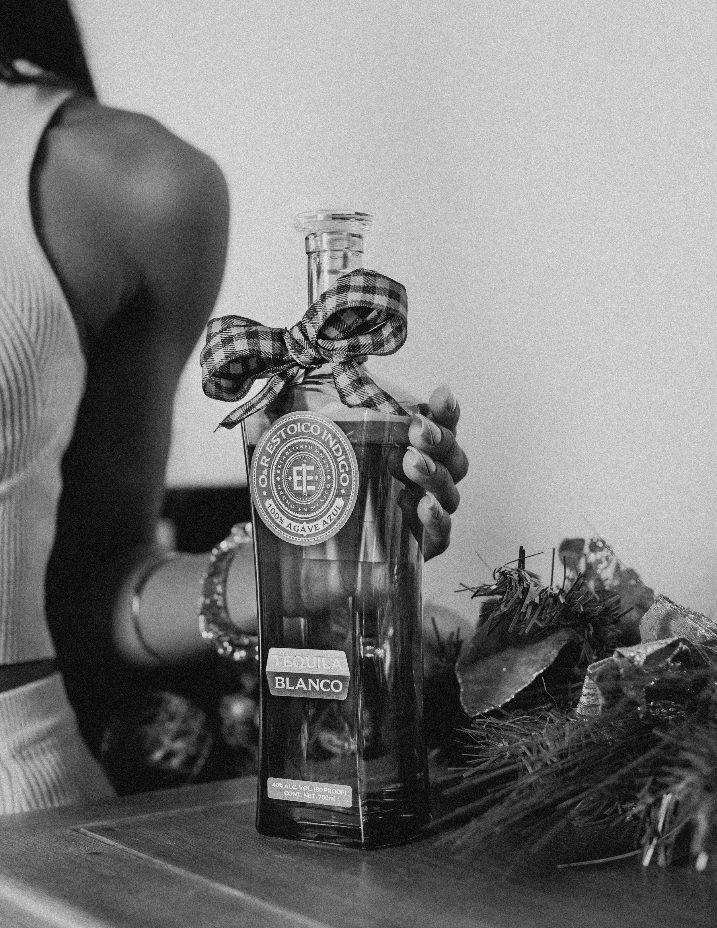 Estoico Bottles-4.jpg