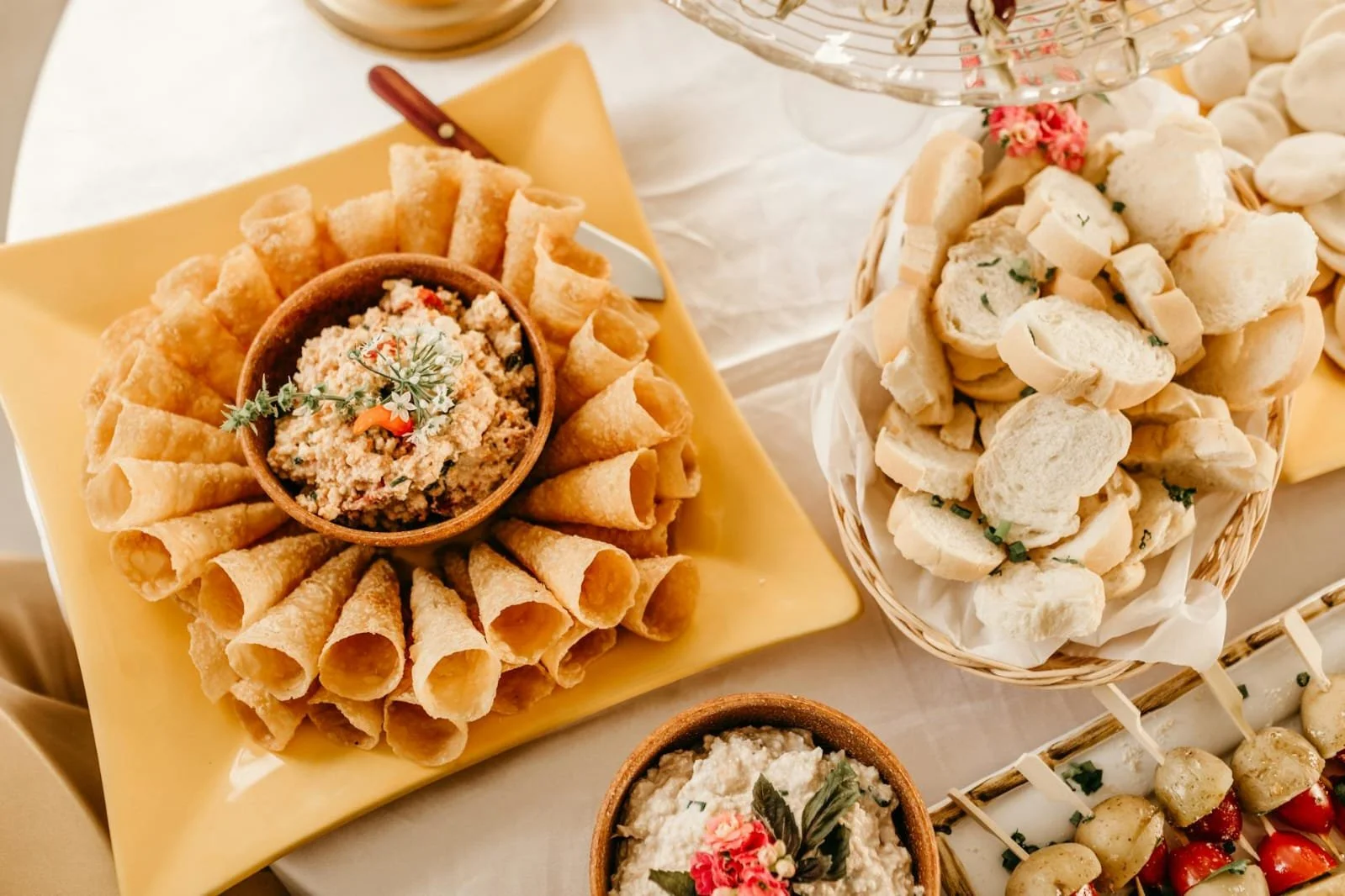  Canape Table