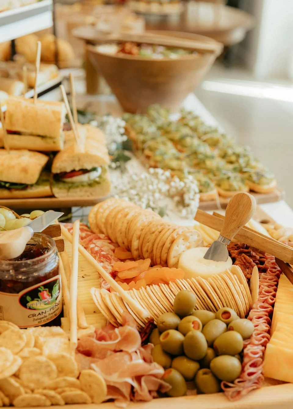 Canape Table
