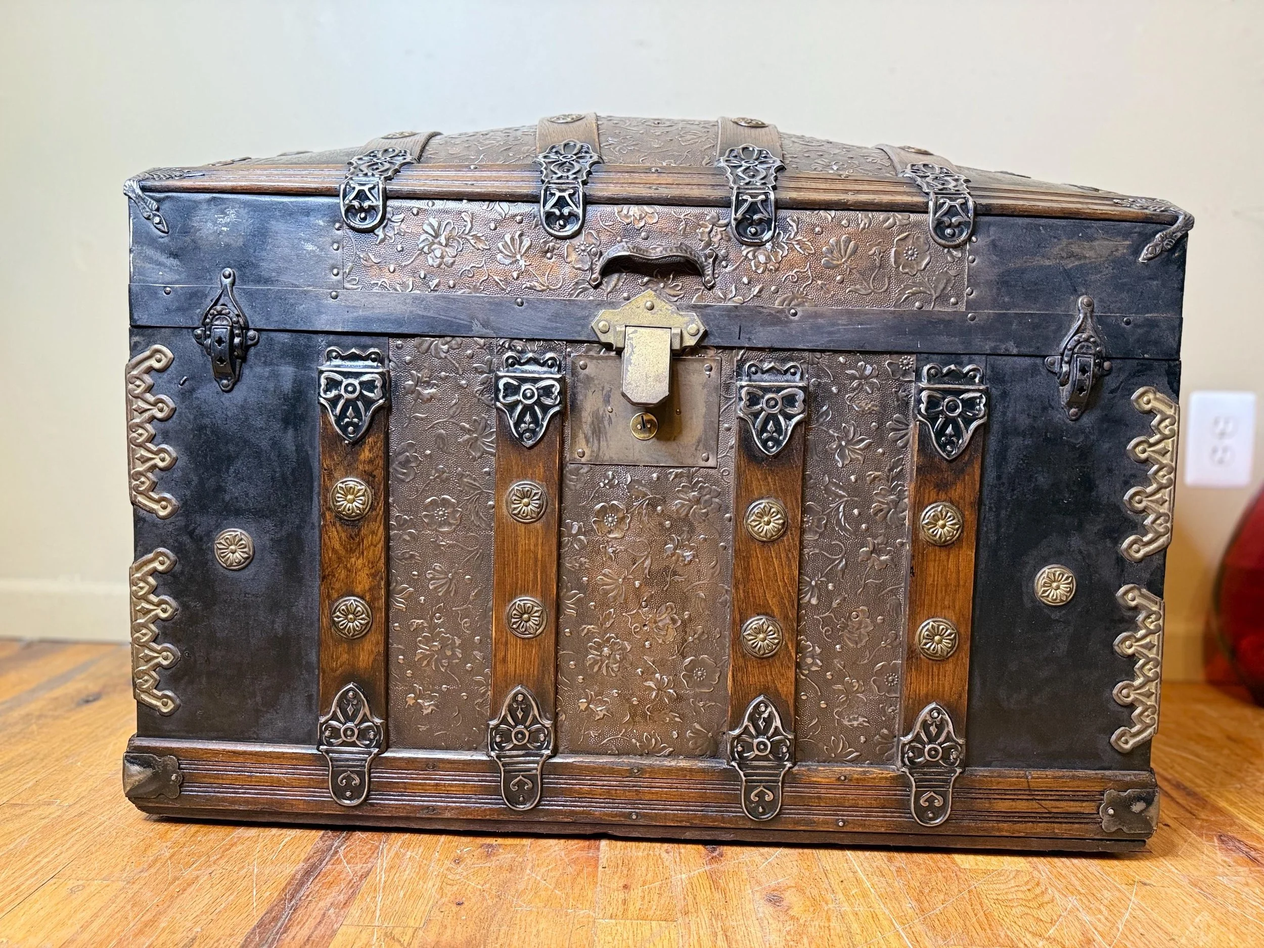 Front view of rare Victorian humpback steamer trunk
