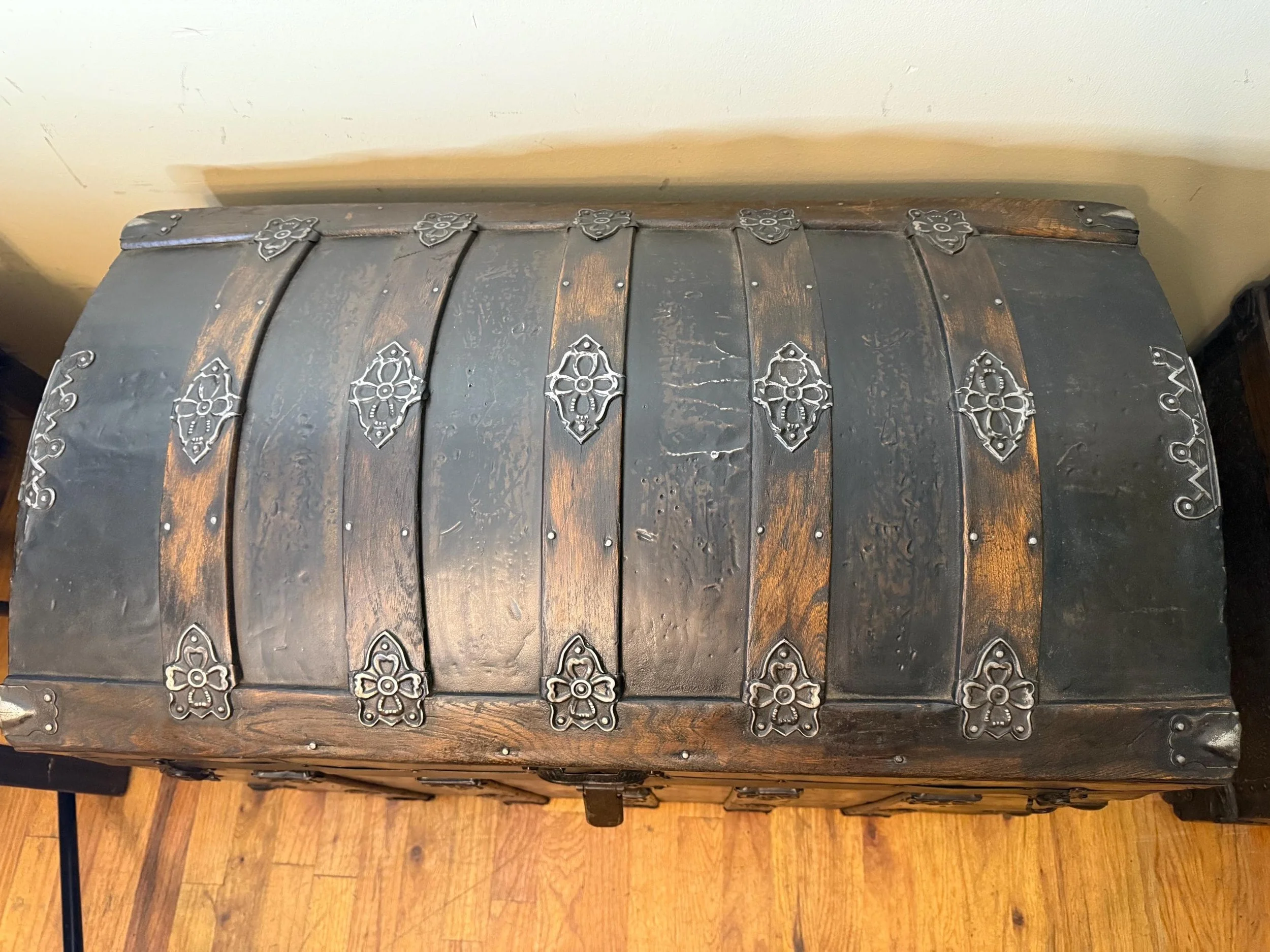 Heirloom gift trunk ready for personalization