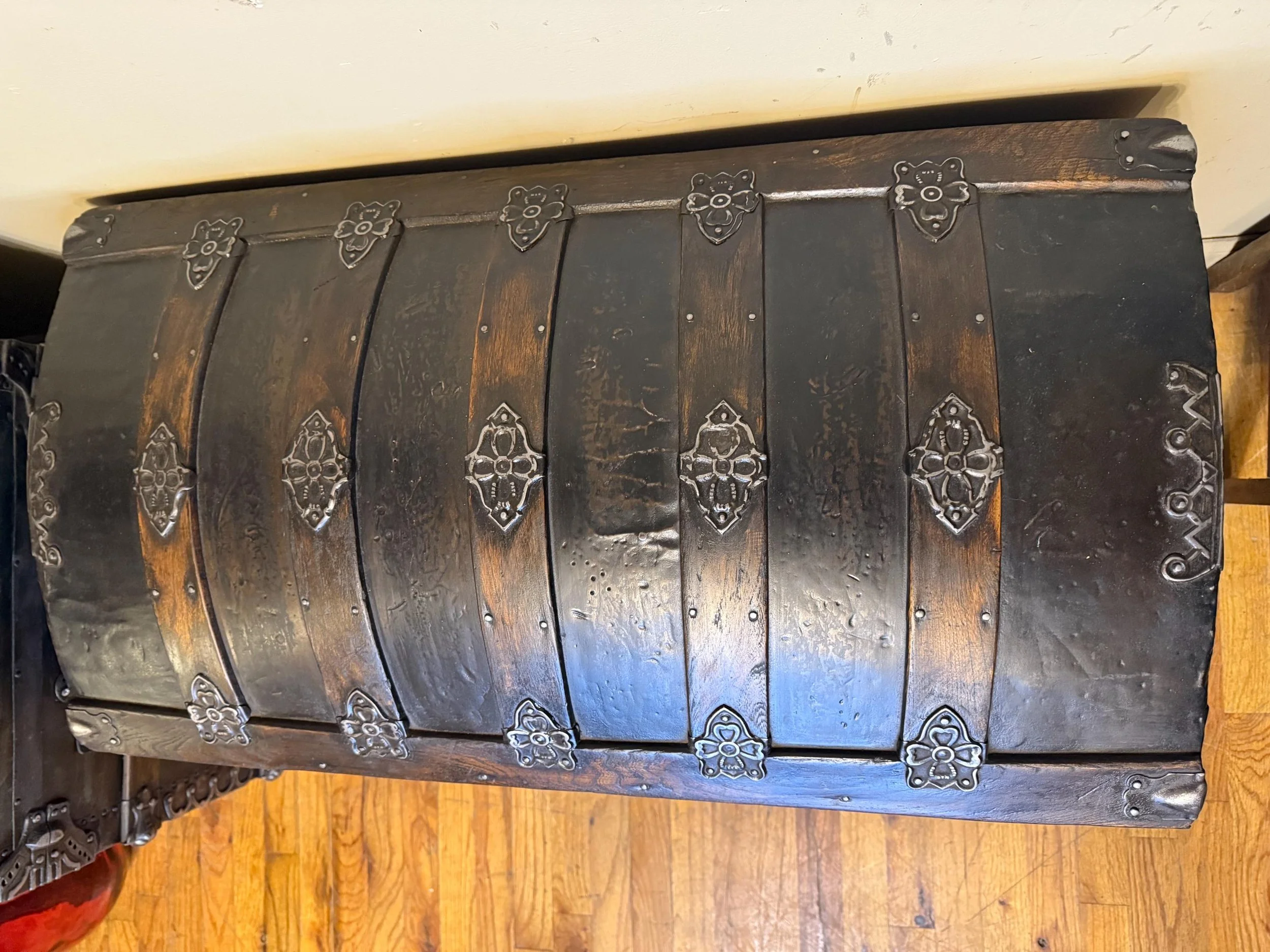 Arch-top storage chest decorative home accent