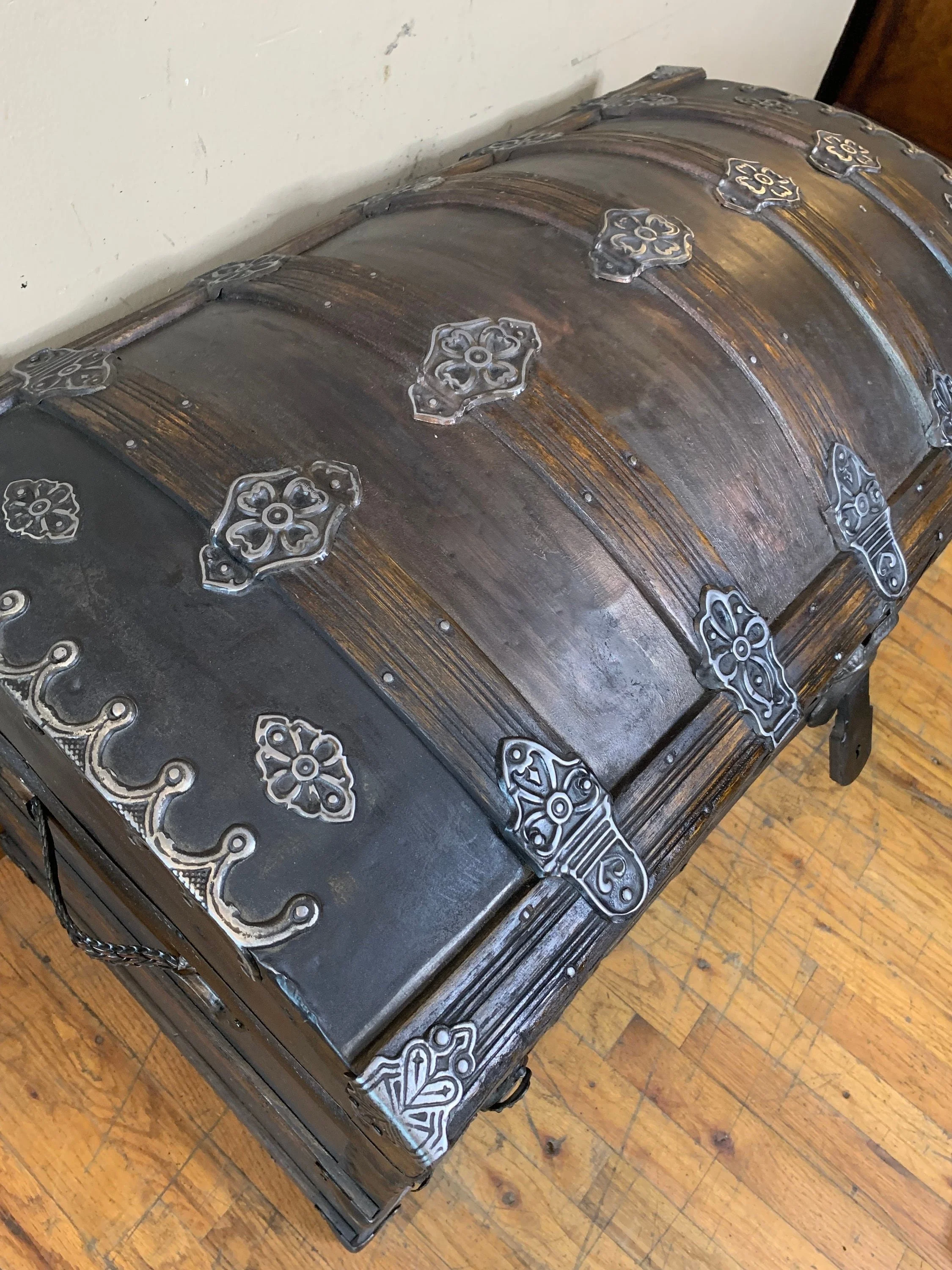 Victorian travel trunk with classic arched dome top lid