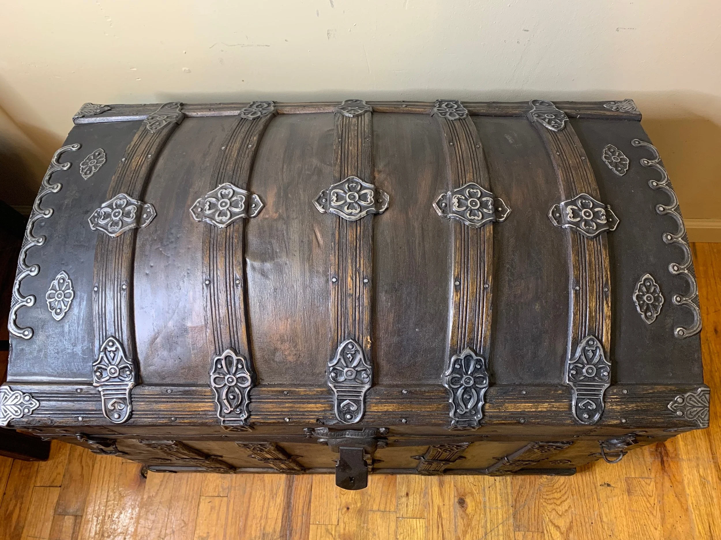 Jacobean stained oak slats on Victorian antique trunk