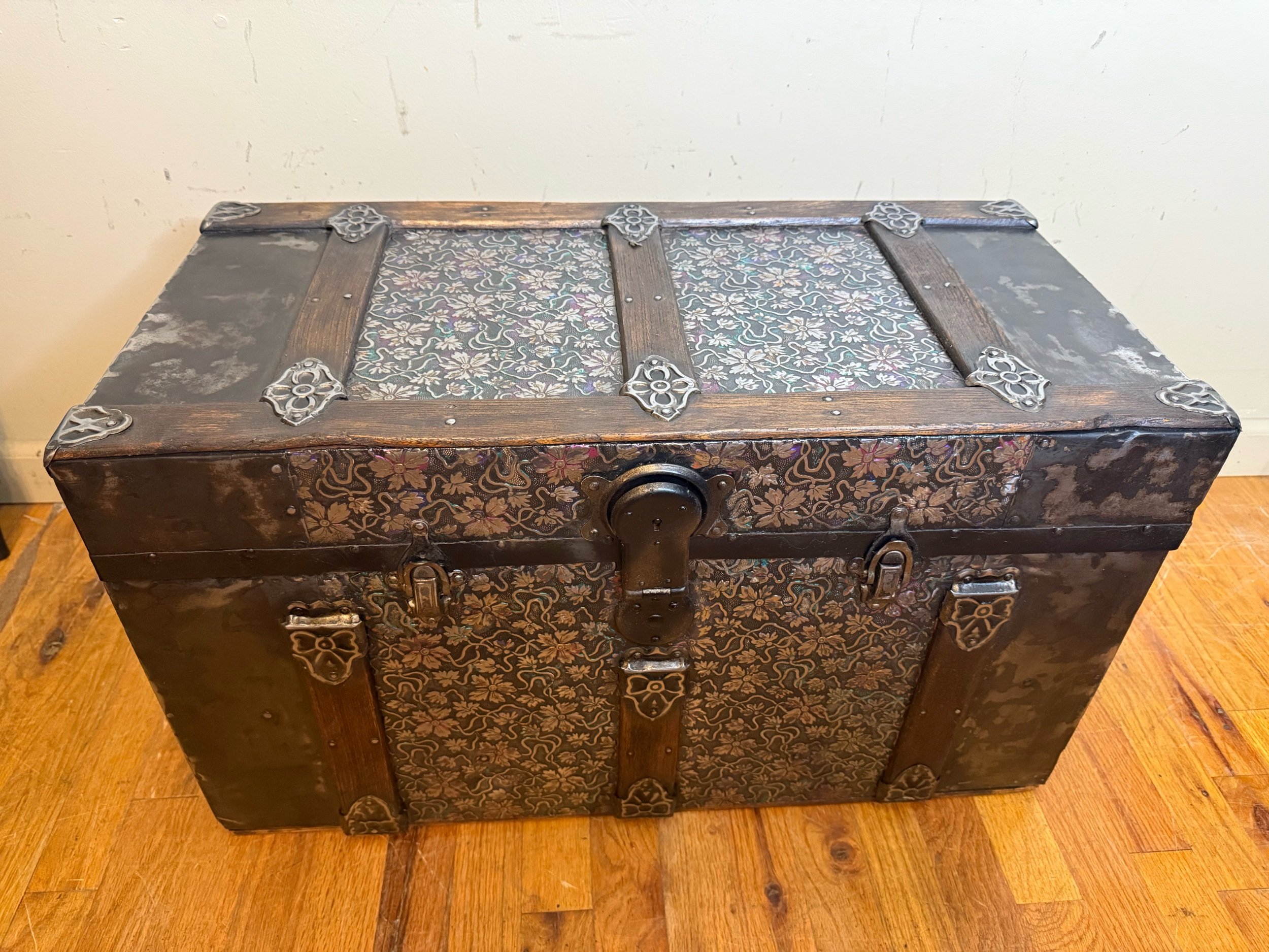 Victorian antique trunk with uncommon embossed tin pattern