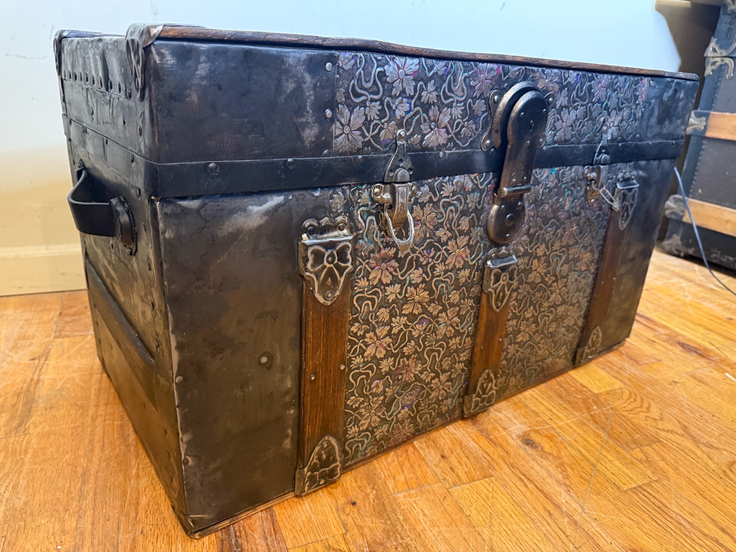 Victorian coffee table trunk with rare embossed tin design