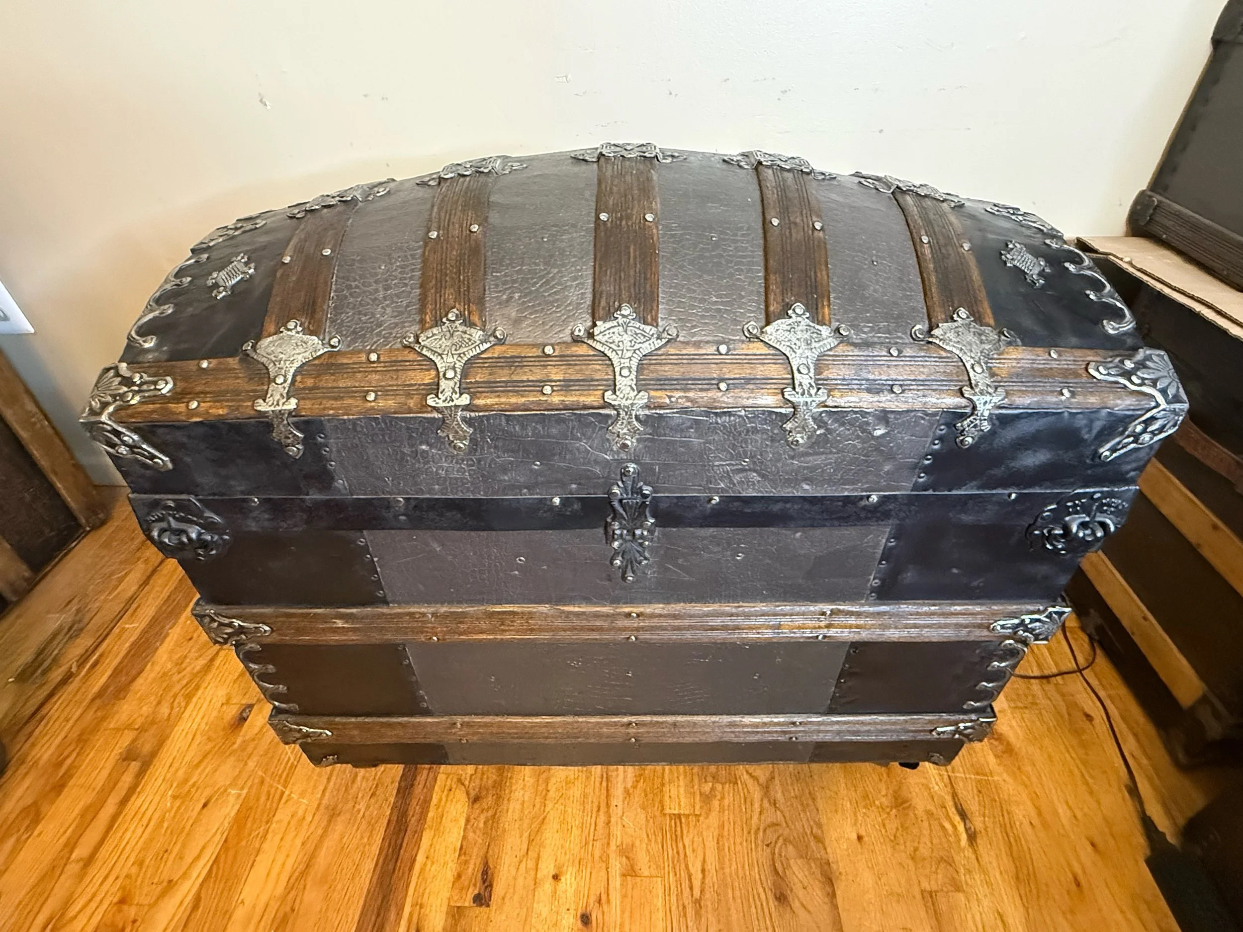 Large antique blanket chest with spacious sanded interior