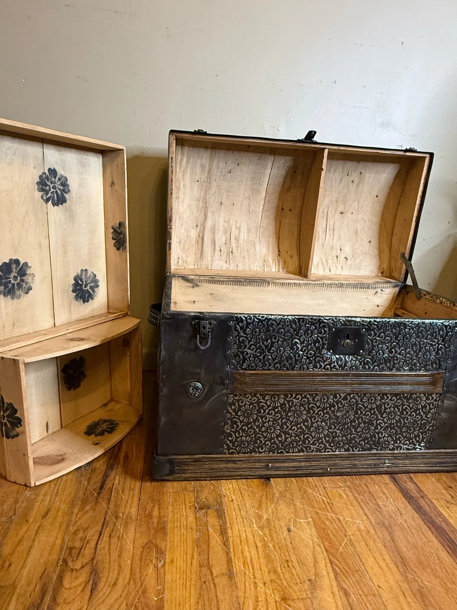Natural wood interior of Victorian antique storage chest
